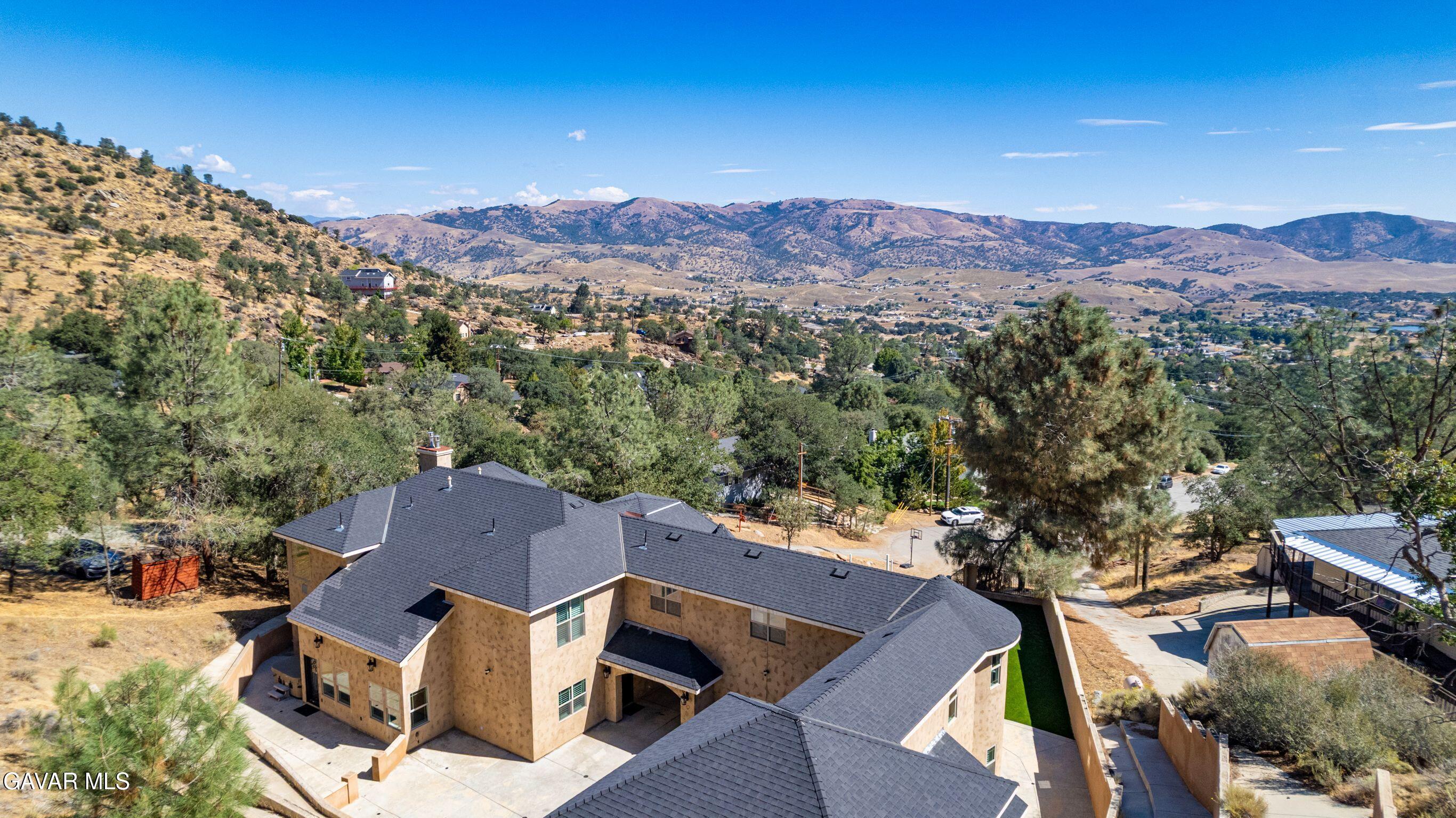 21824 Sunnybrook Drive Property Photo 87