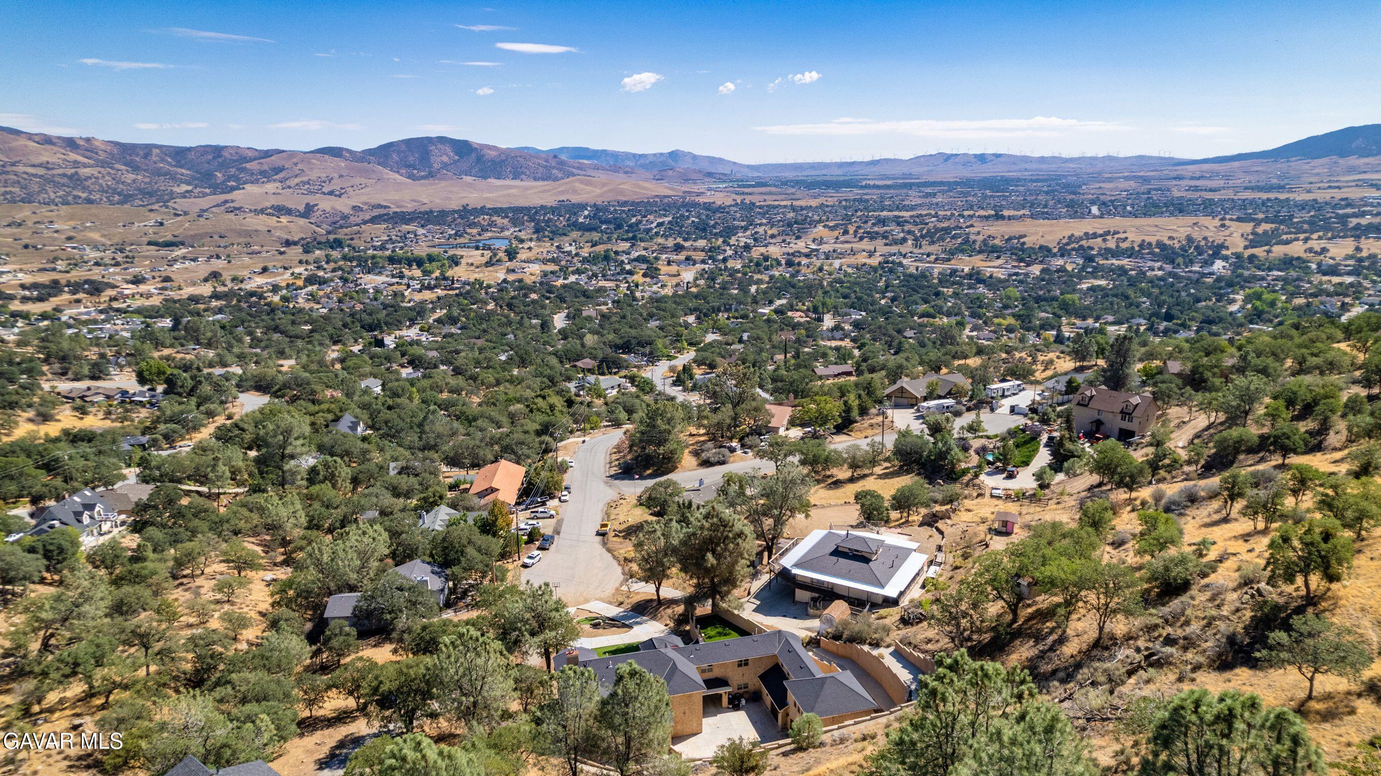 21824 Sunnybrook Drive Property Photo 88