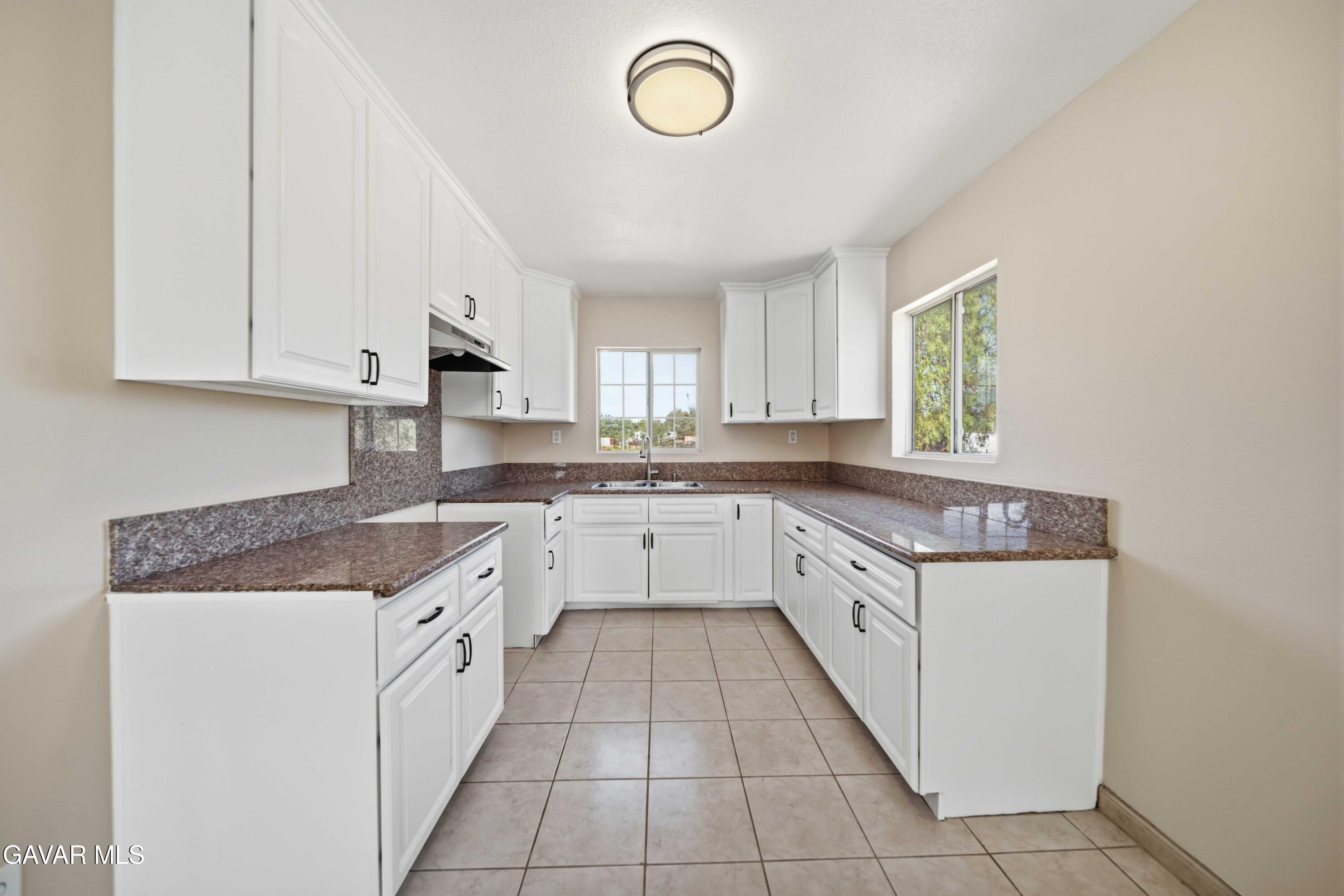 12537 E Avenue V-12 Property Photo 22
