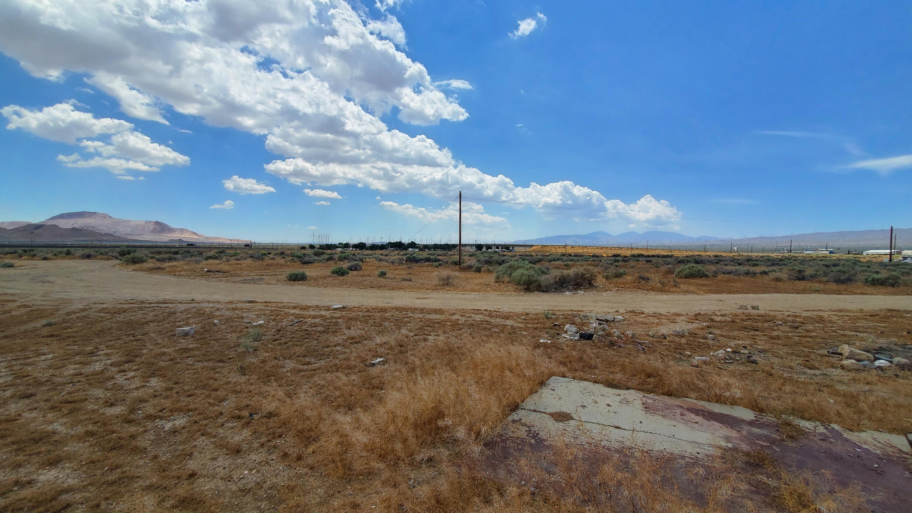 1800 Victor Ave Property Photo 12