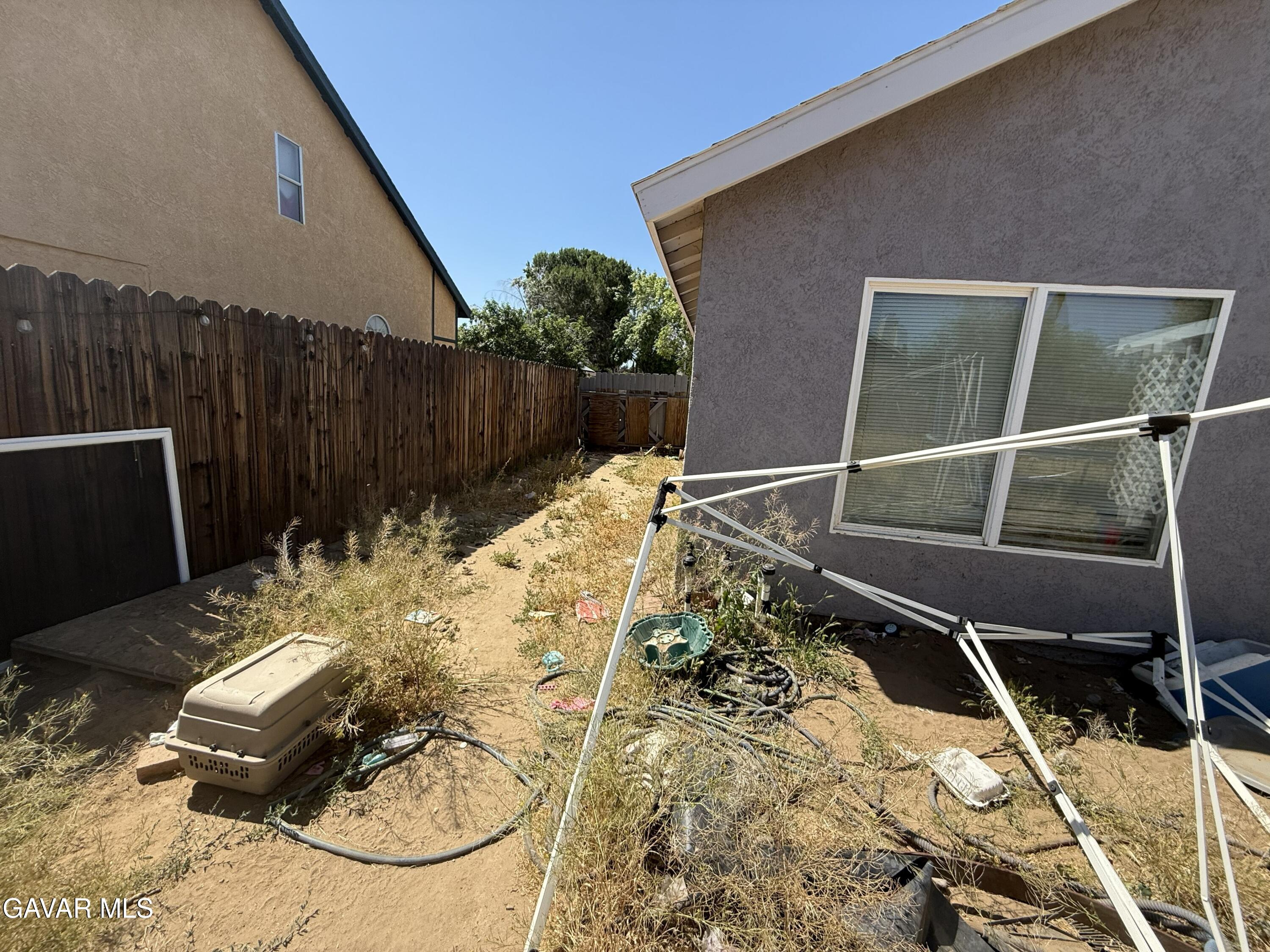 1247 Marion Avenue Property Photo 9