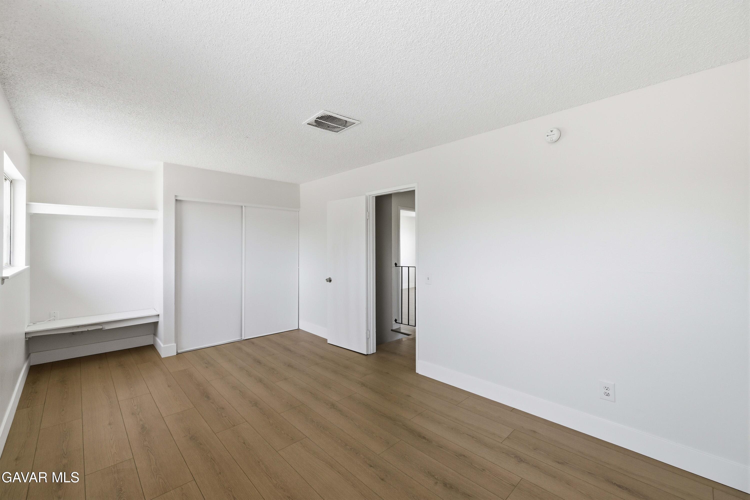 37642 Cluny Property Photo 19
