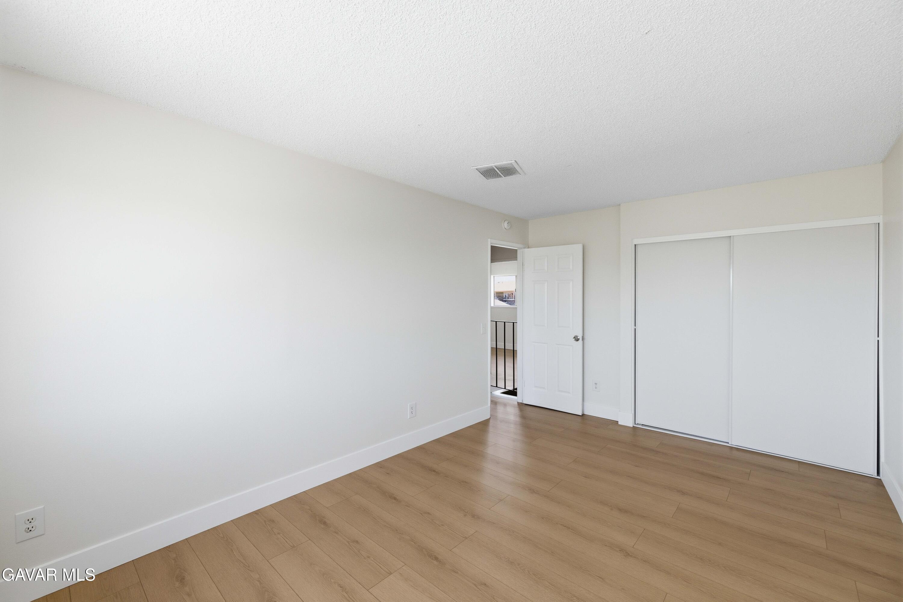 37642 Cluny Property Photo 21