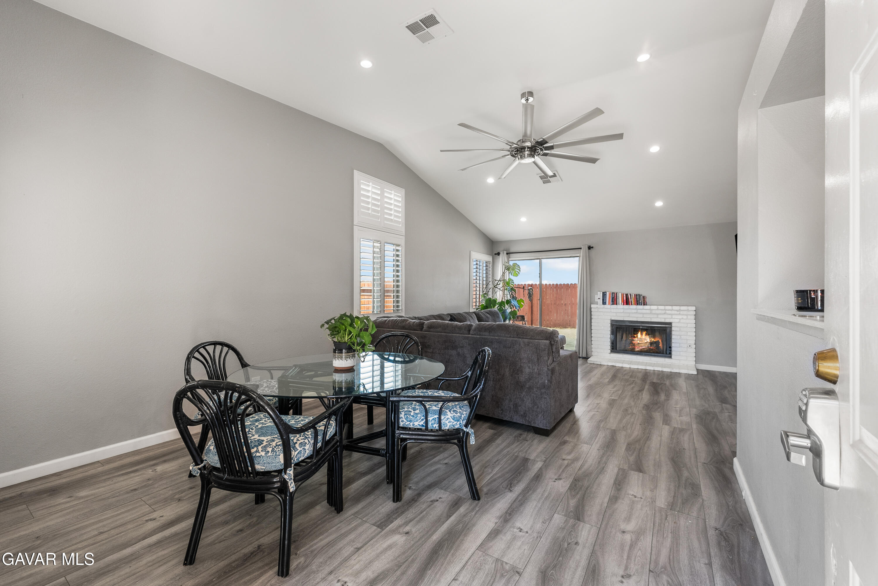 3633 Capri Court Property Photo 7