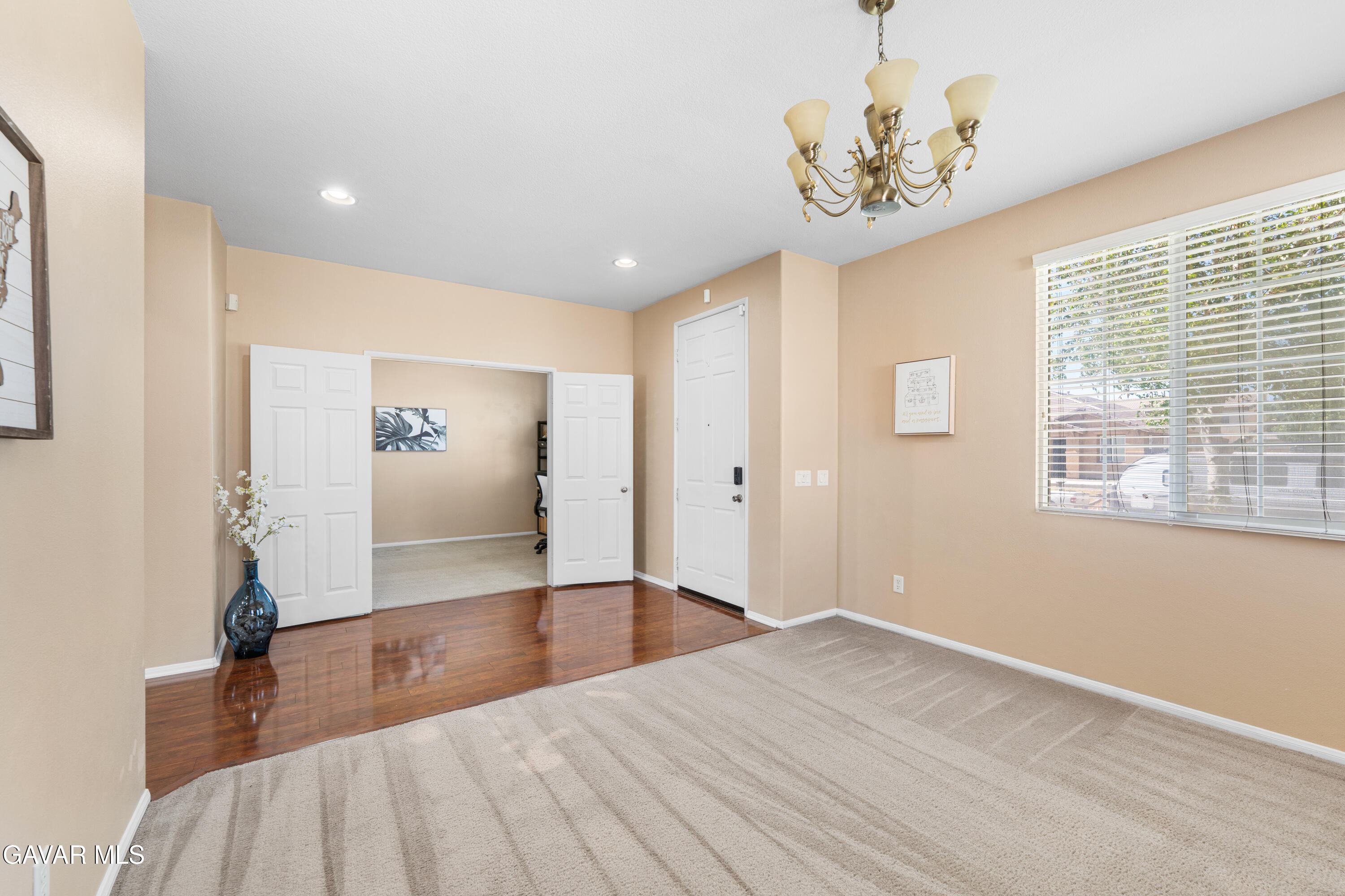 2366 Driftwood Drive Property Photo 7