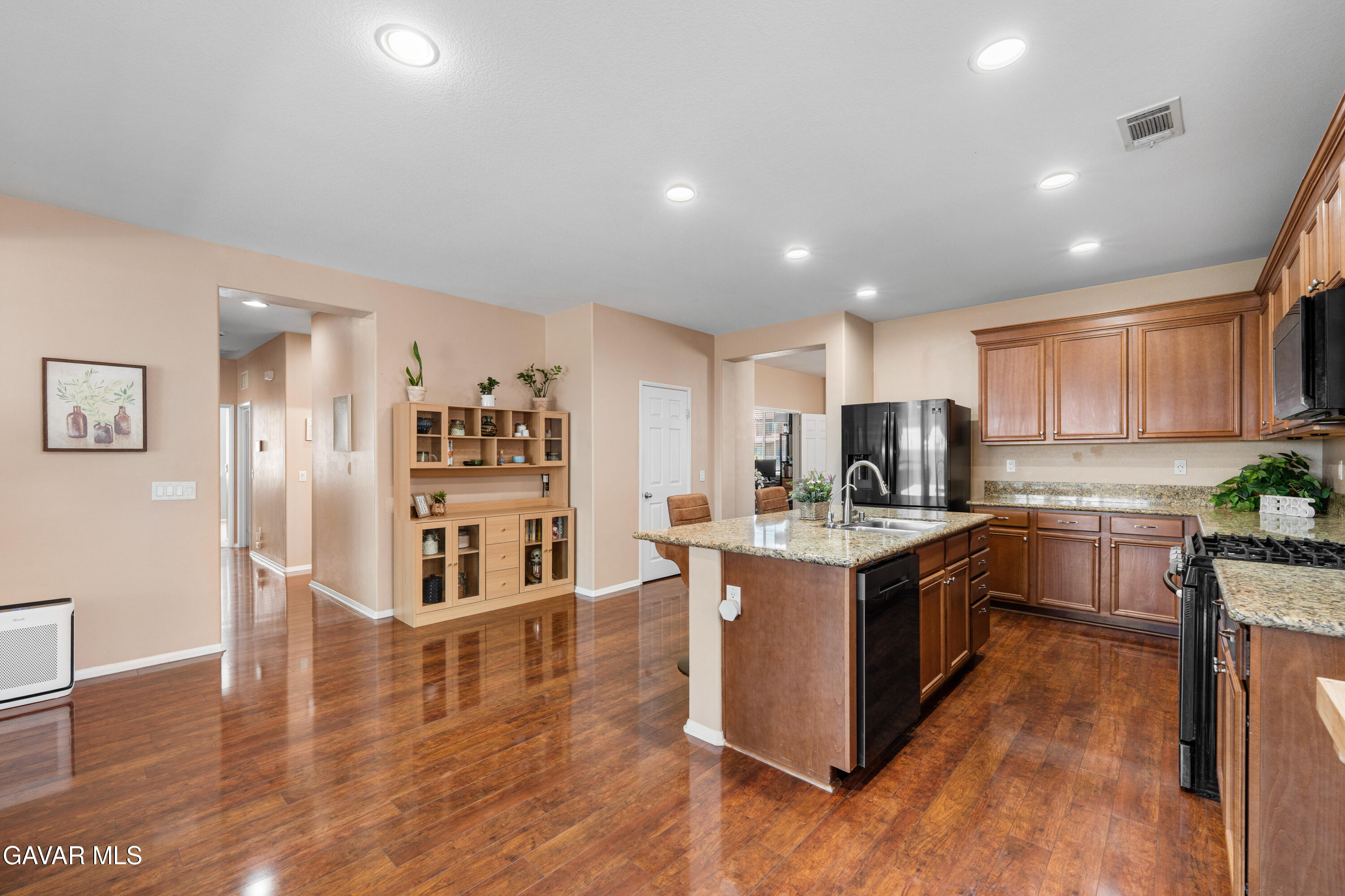 2366 Driftwood Drive Property Photo 15