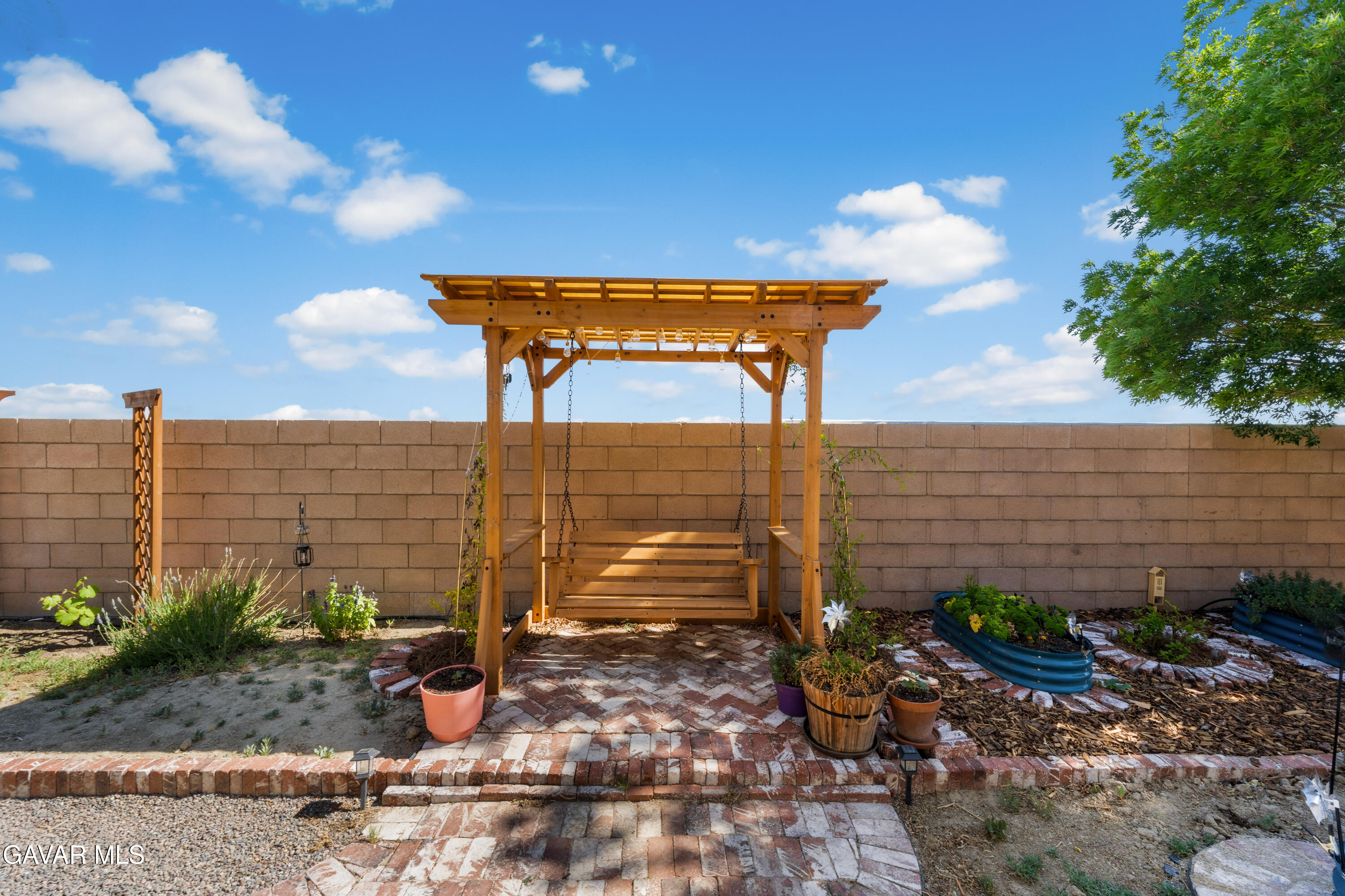 2366 Driftwood Drive Property Photo 40