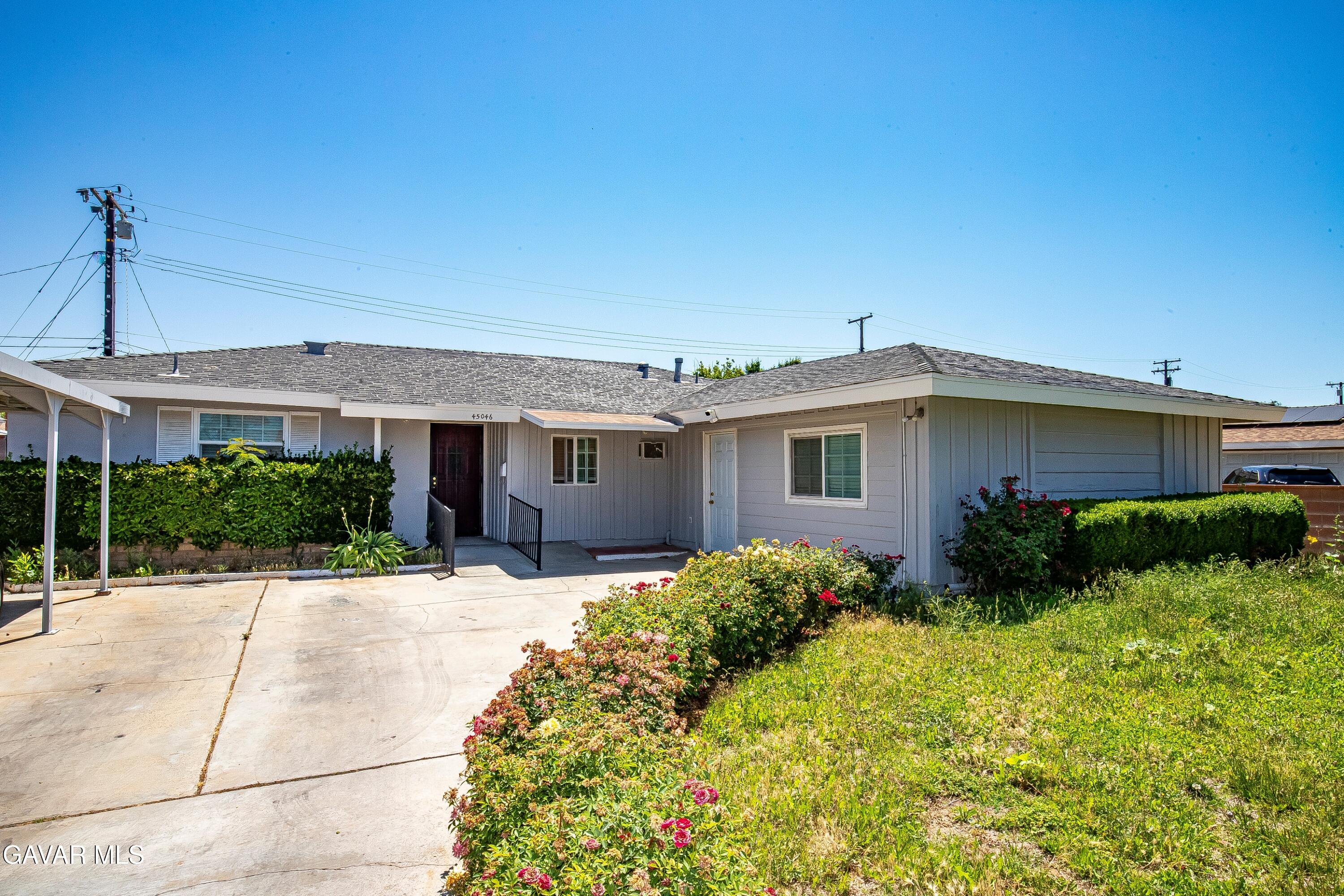 45046 18th Property Photo 1