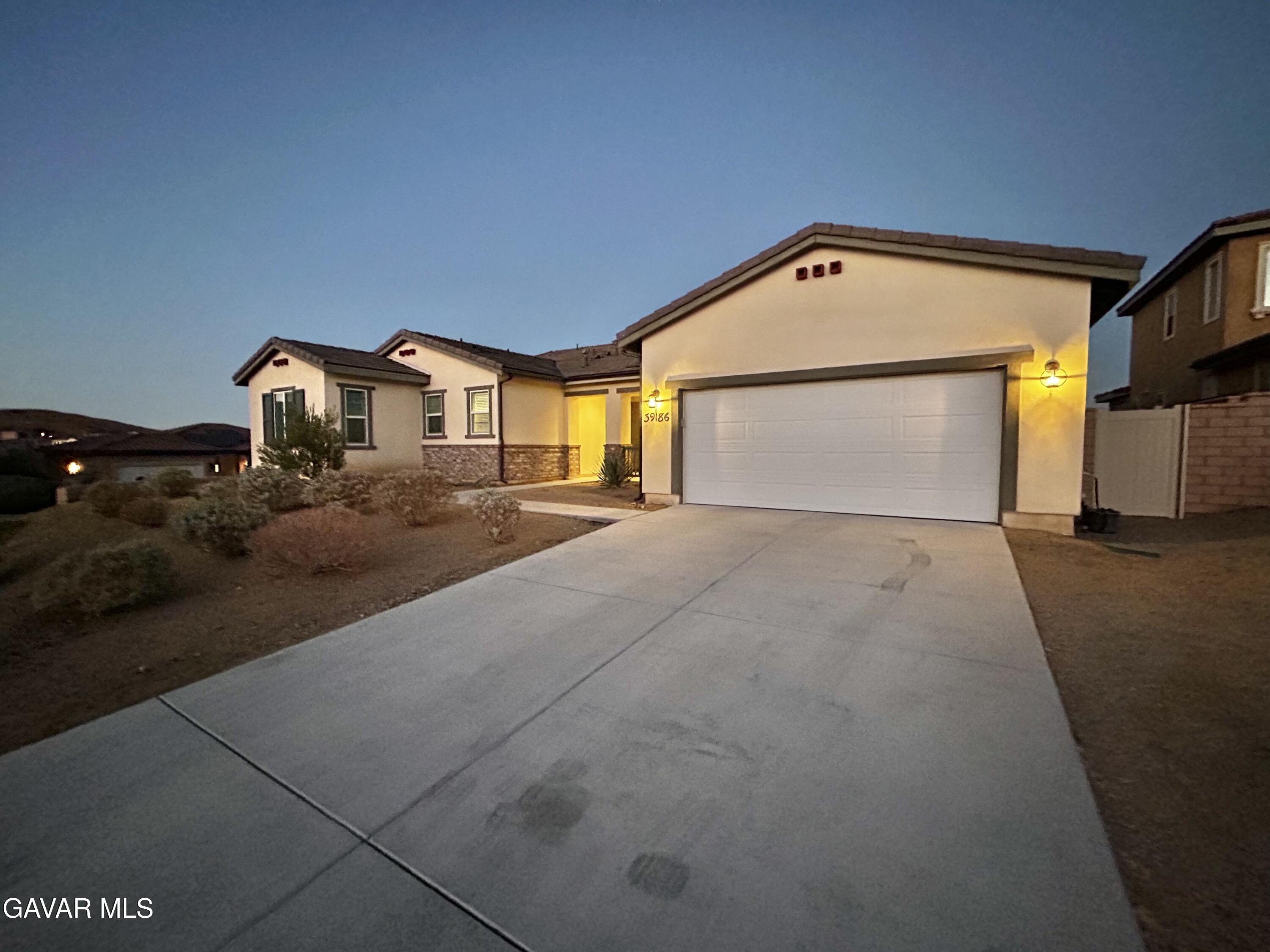 39186 Pinto Court Property Photo 16