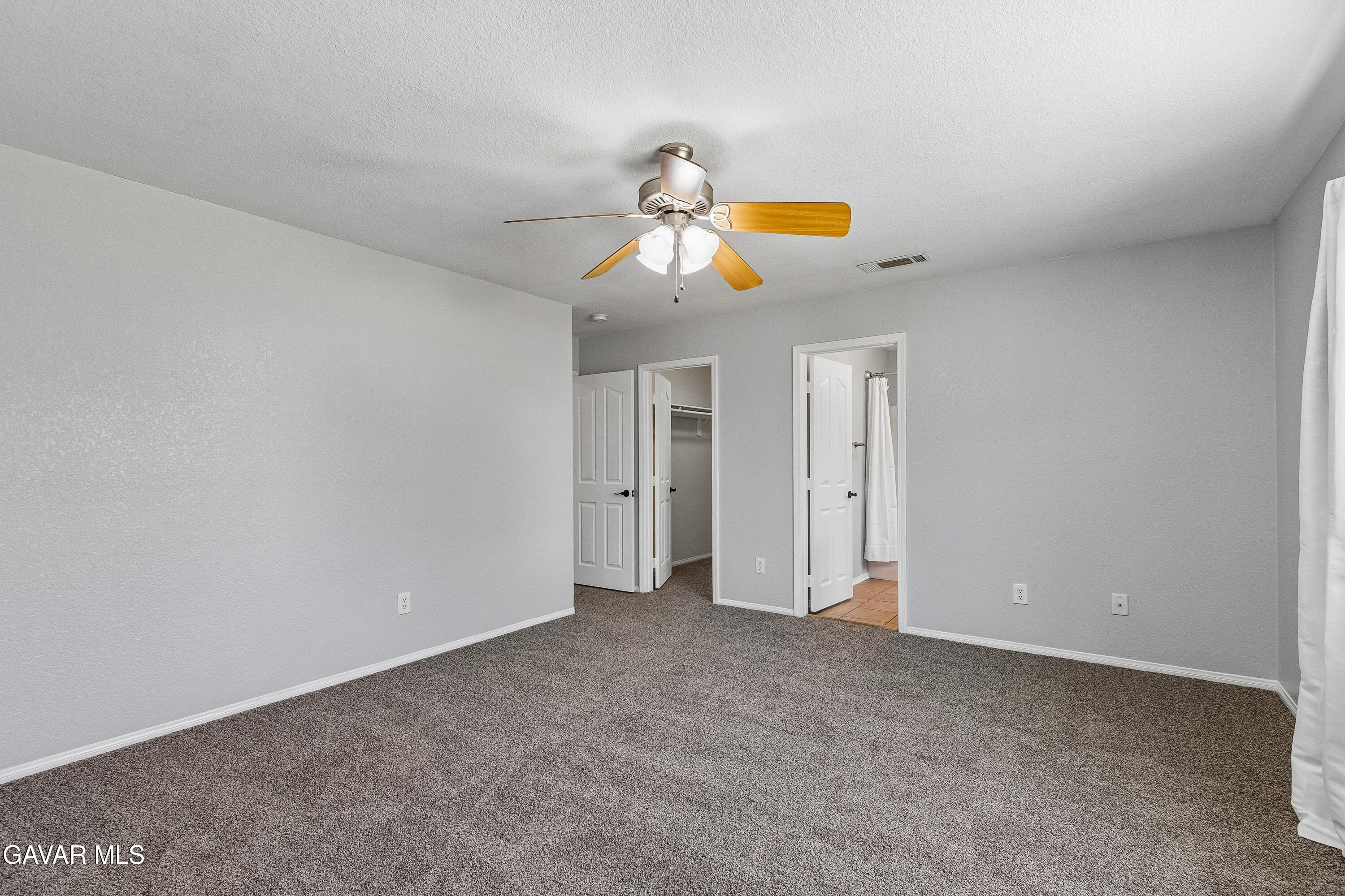 43637 6th Street Property Photo 19