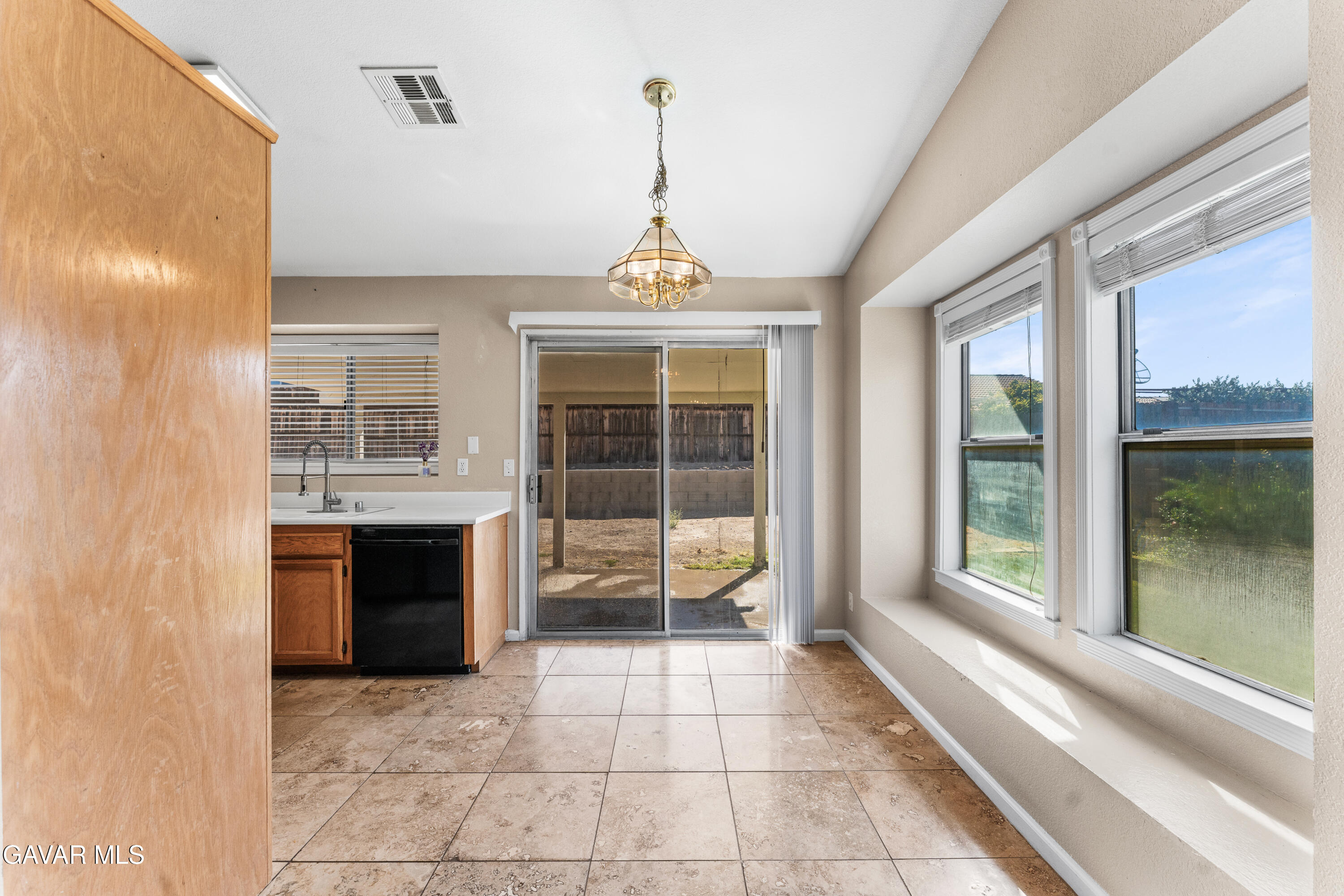 3648 Scherer Drive Property Photo 12