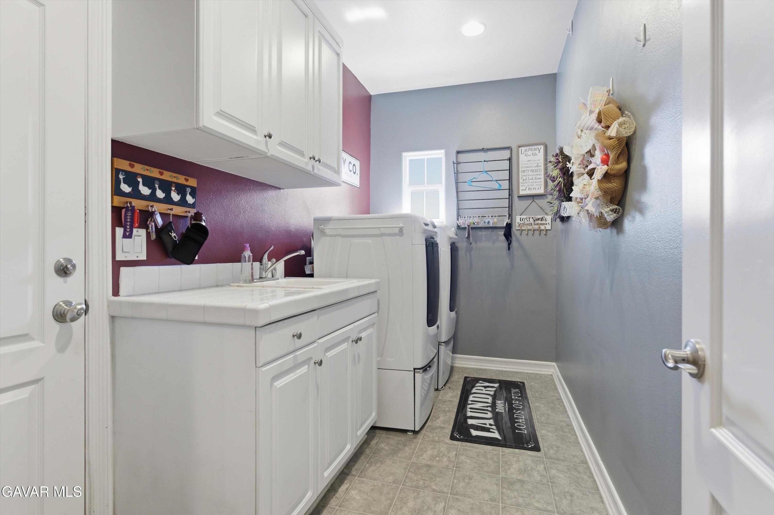 41641 Doverwood Court Property Photo 6