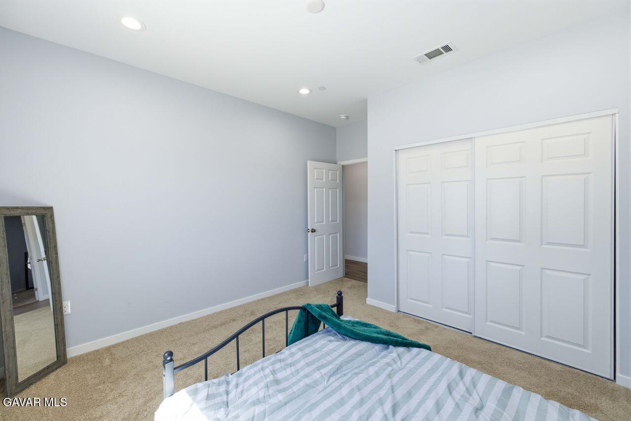 40525 E 174th Street Property Photo 13