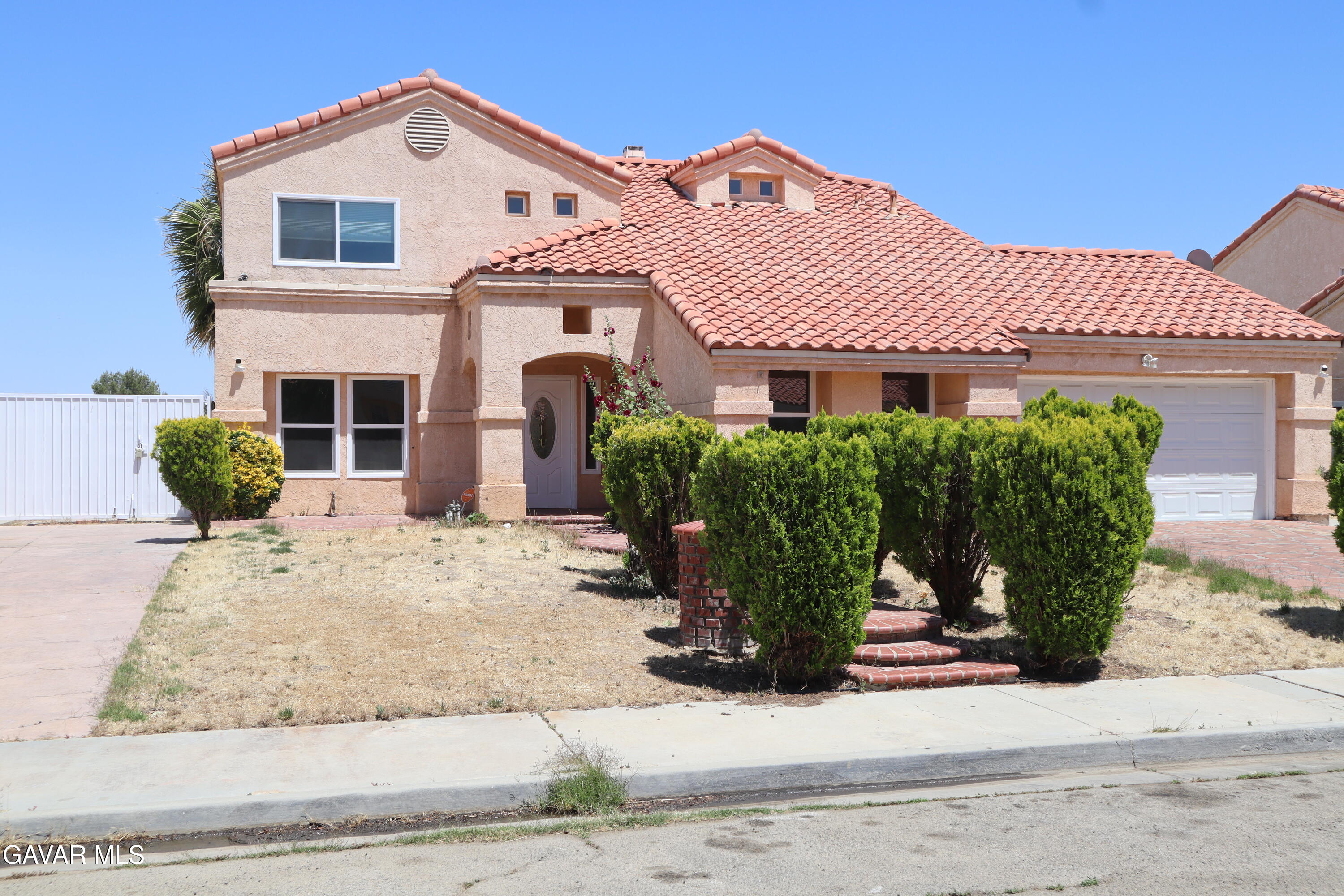 37856 Ashlee Court Property Photo 5