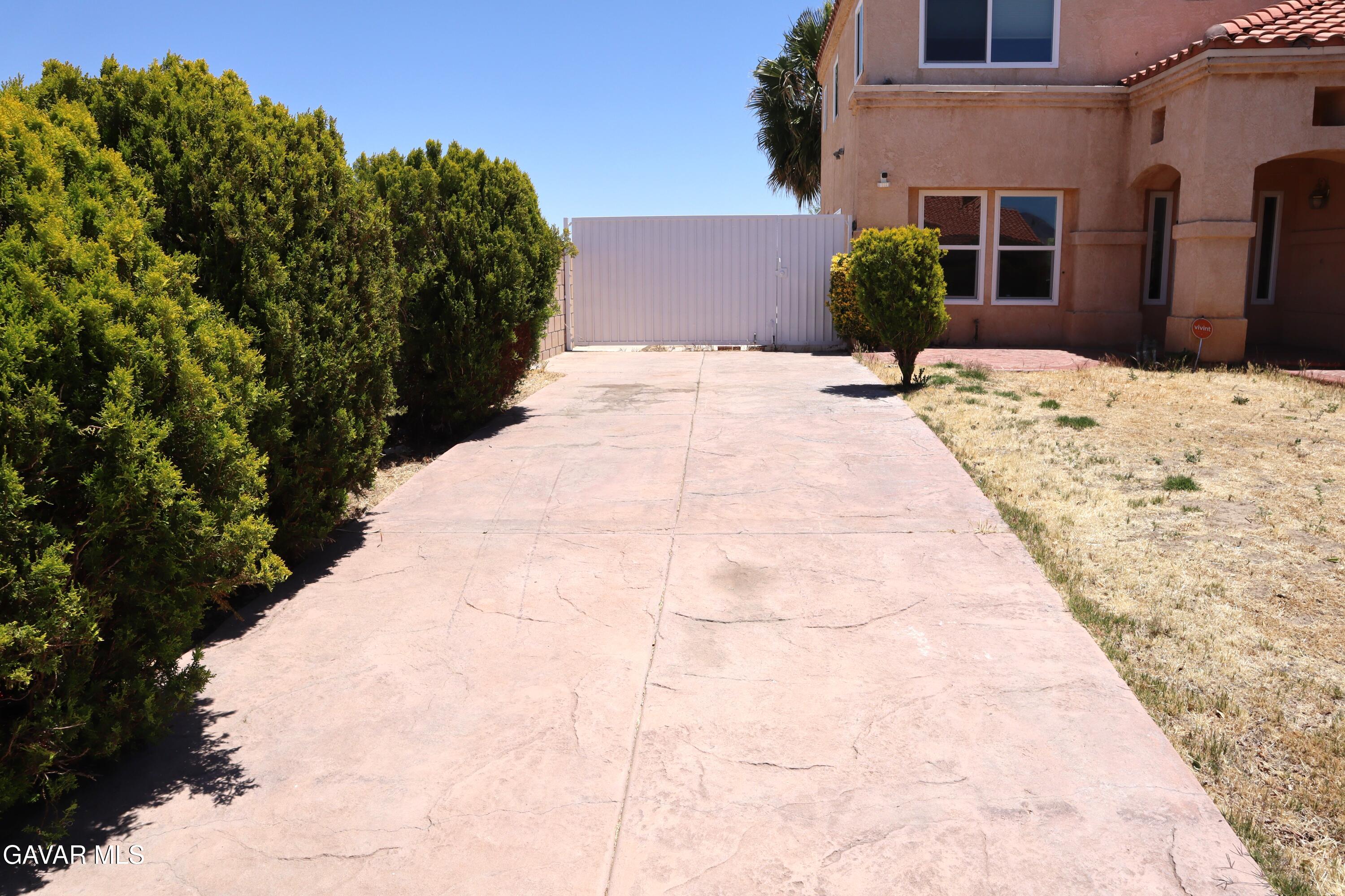 37856 Ashlee Court Property Photo 7