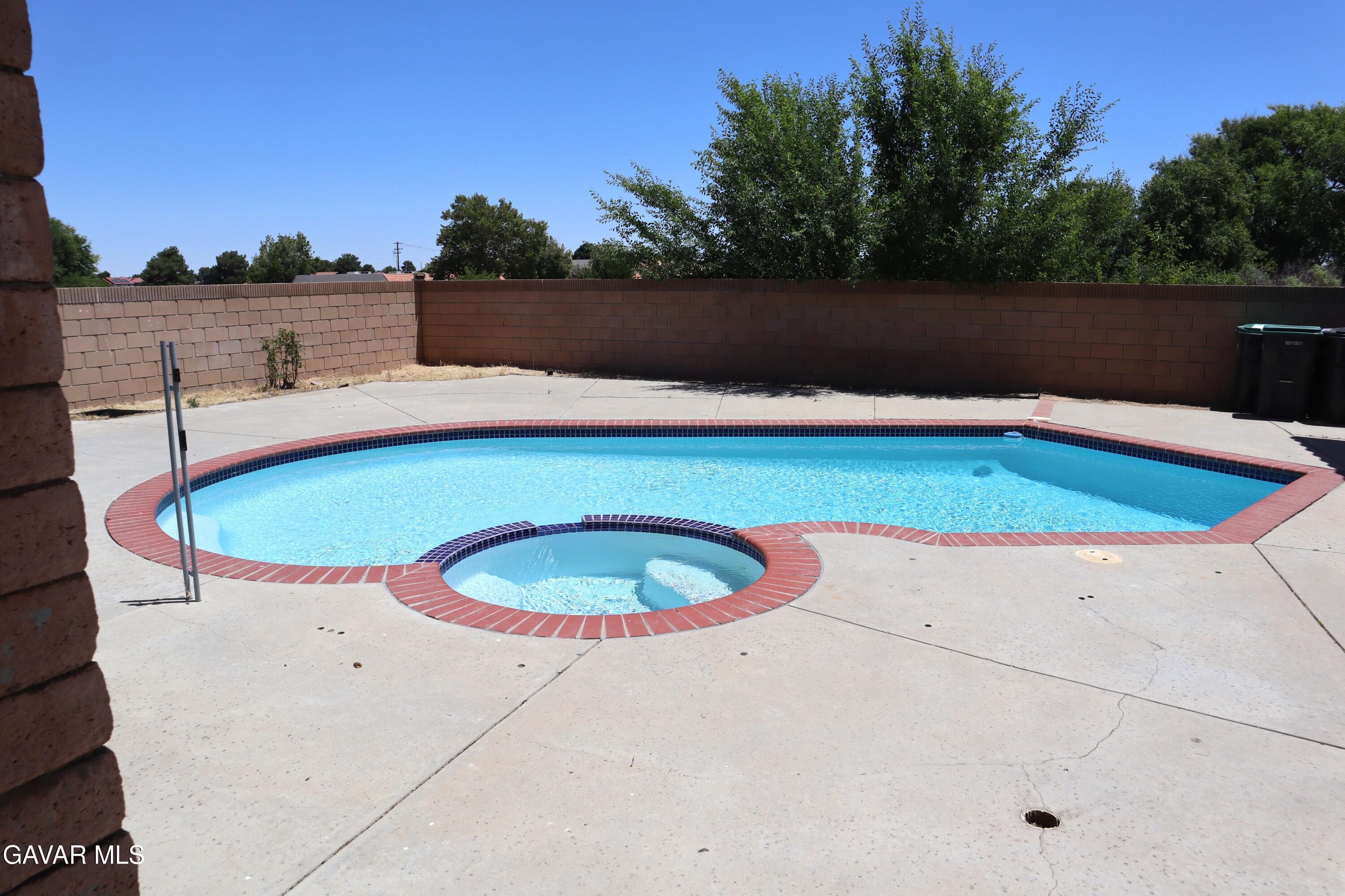 37856 Ashlee Court Property Photo 10