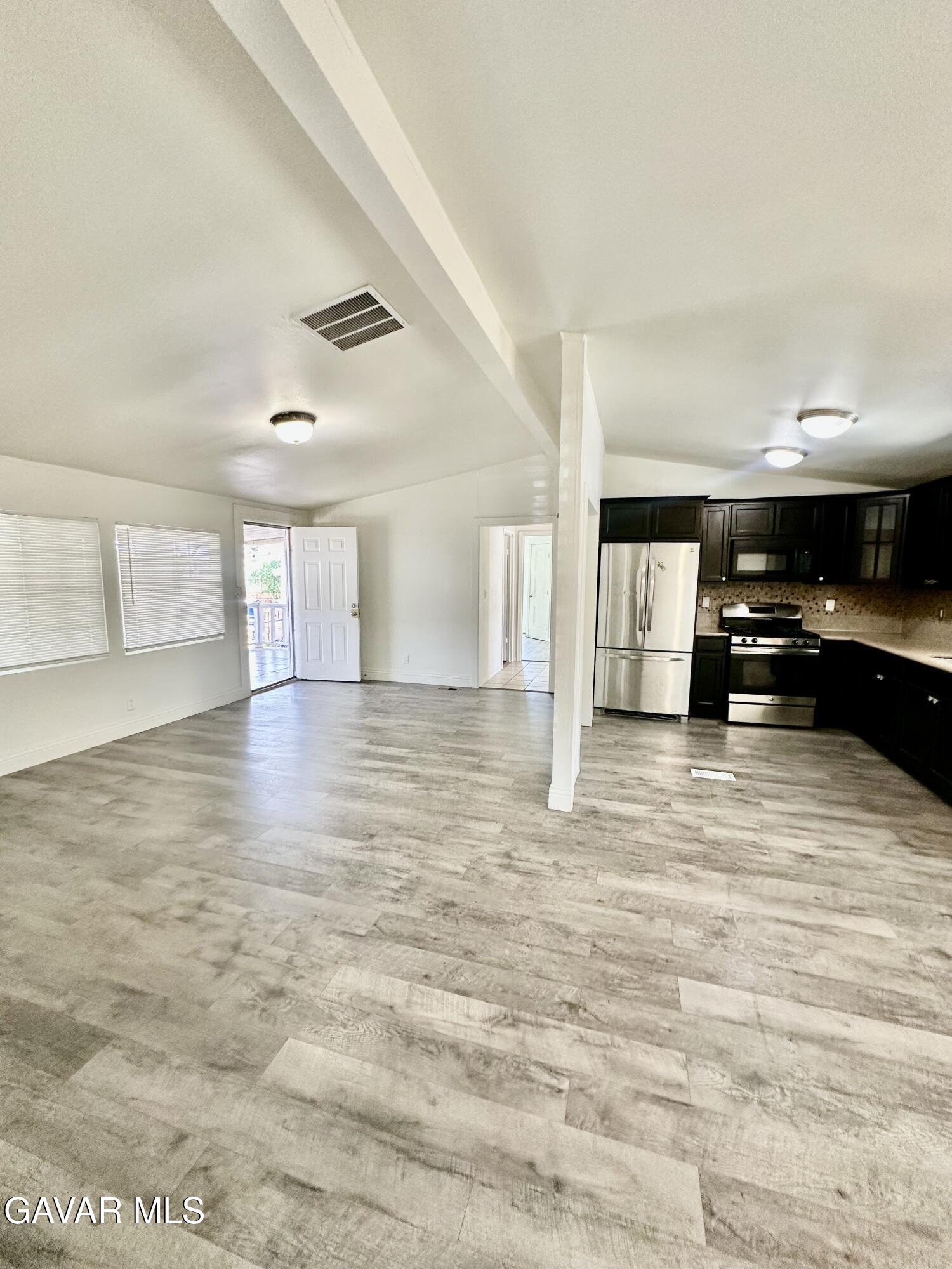 1717 E Avenue I, #83 Property Photo 6