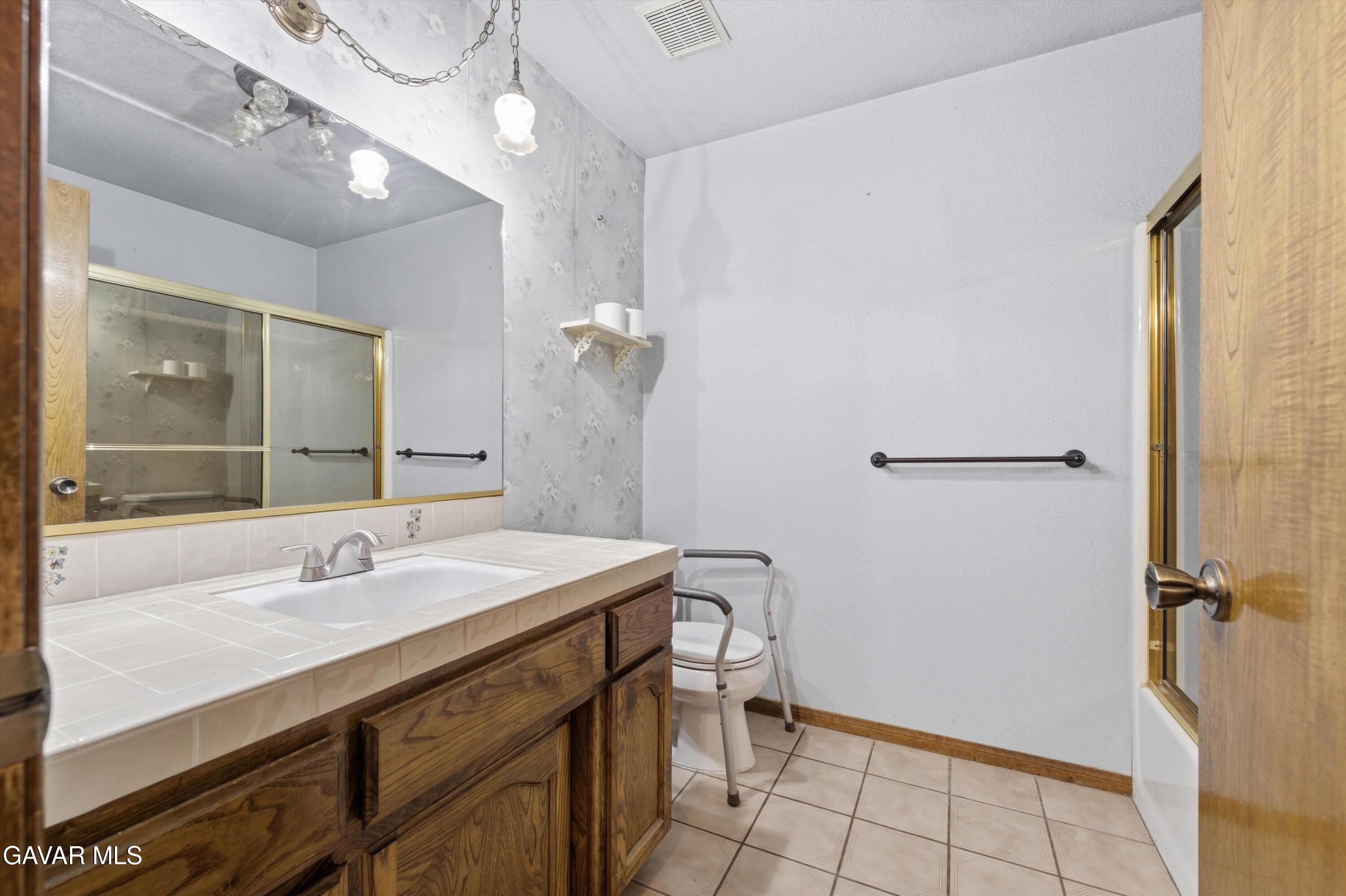 47038 W 4th Street Property Photo 13