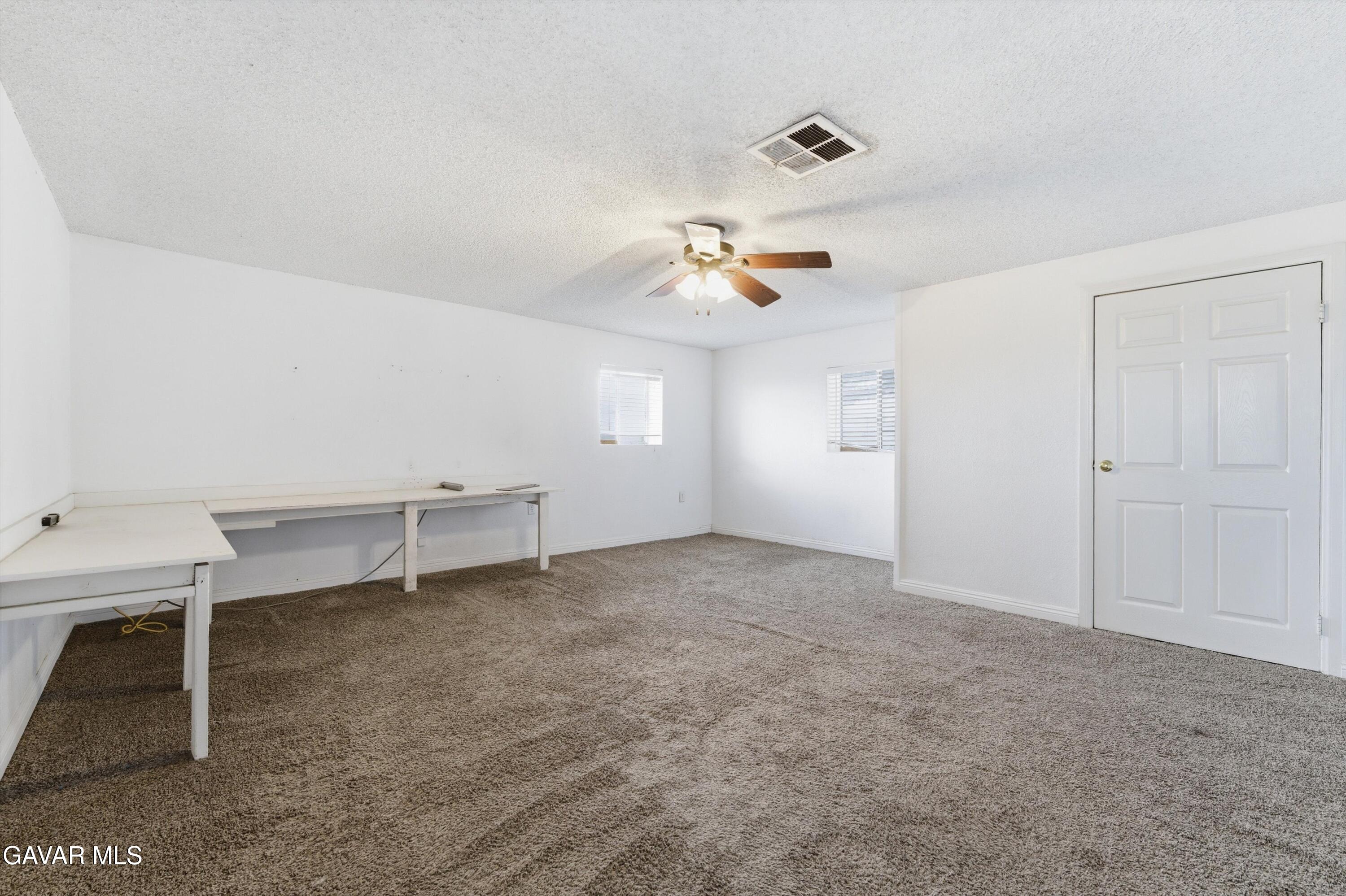 47038 W 4th Street Property Photo 29