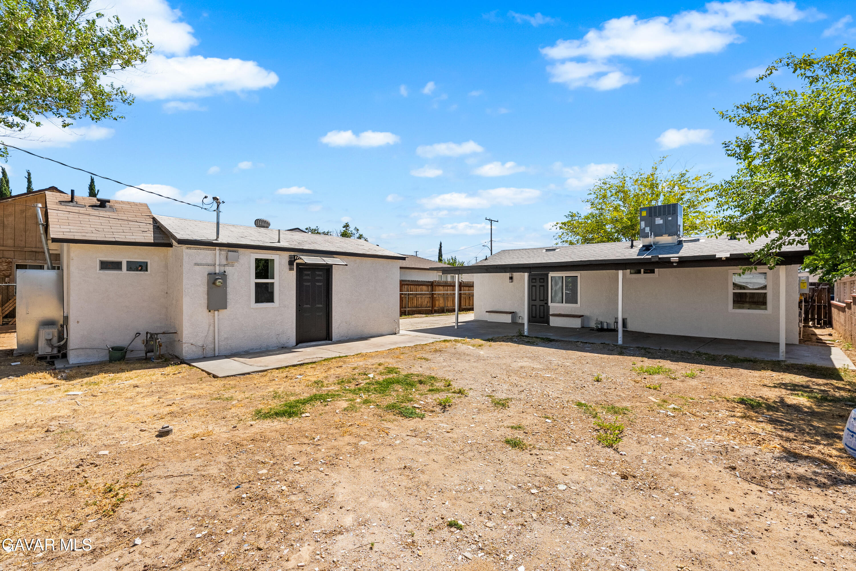 45040 Redwood Avenue Property Photo 26