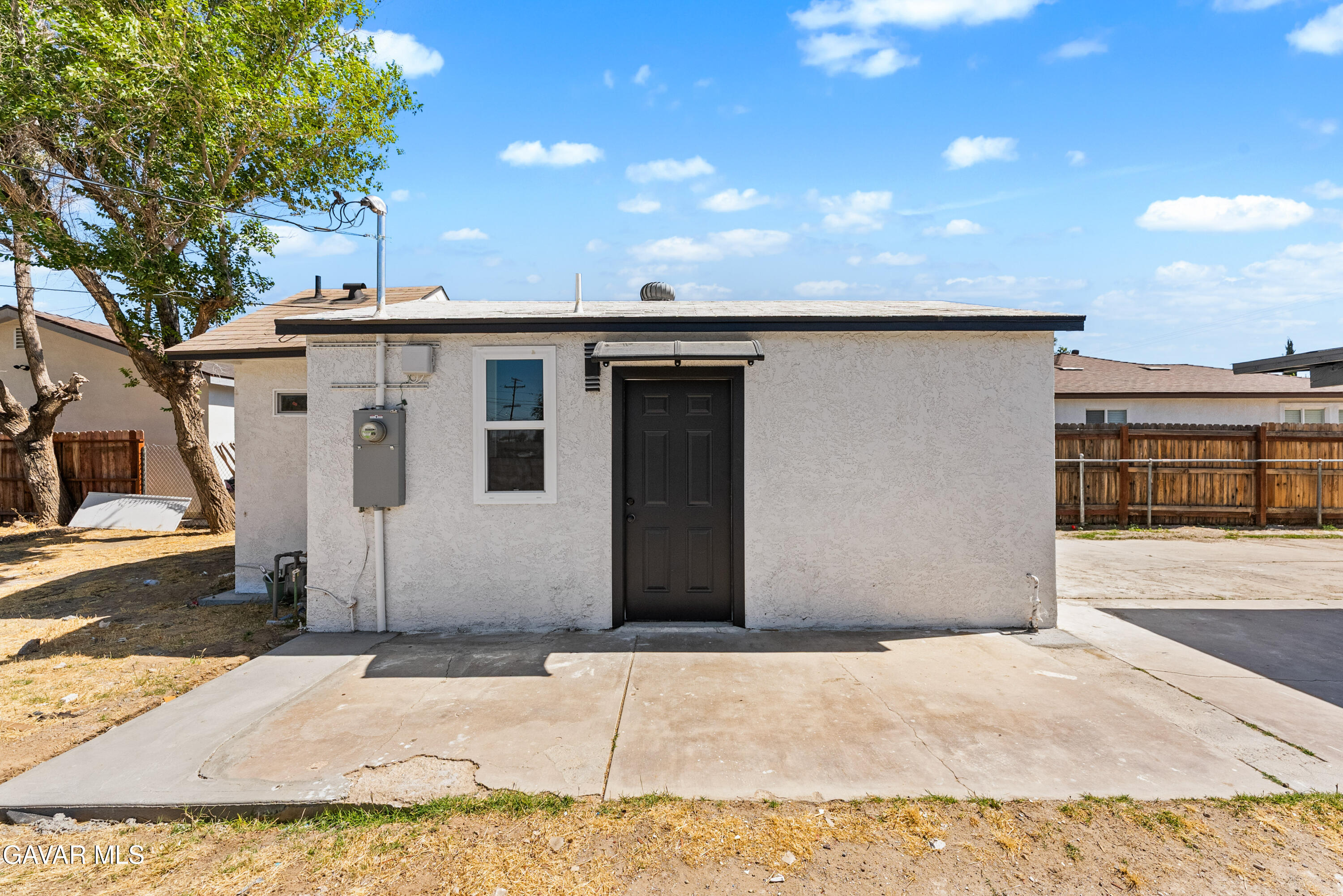 45040 Redwood Avenue Property Photo 46