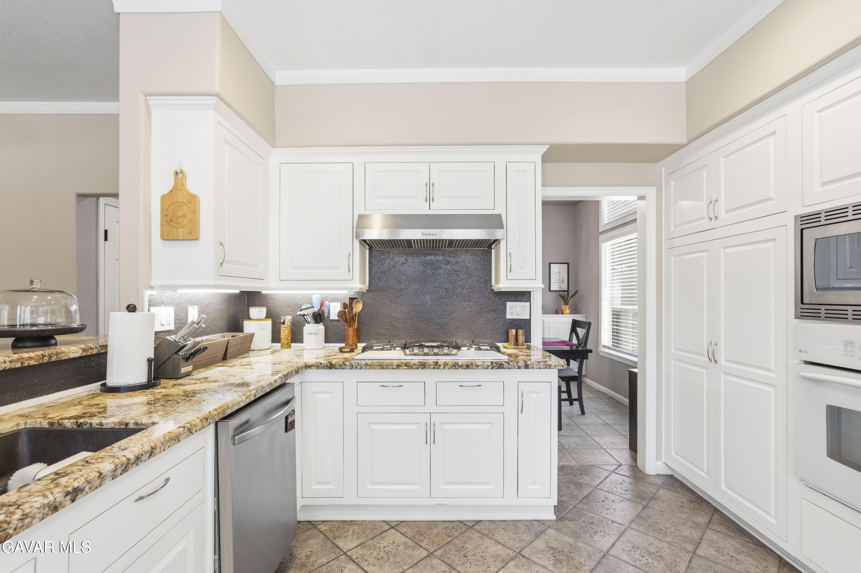 3214 Lennox Court Property Photo 16