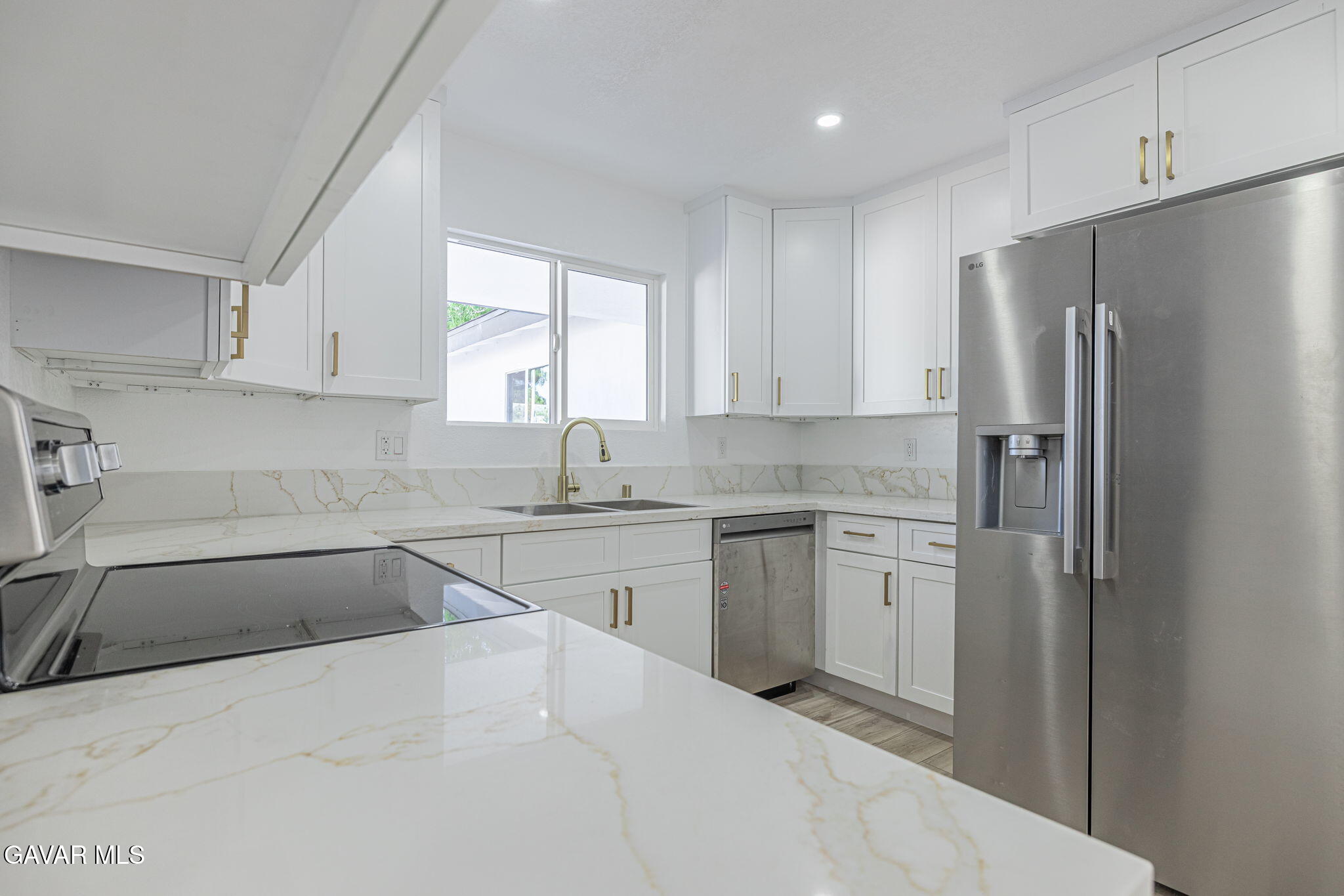 737 W Avenue H 7 Property Photo 10