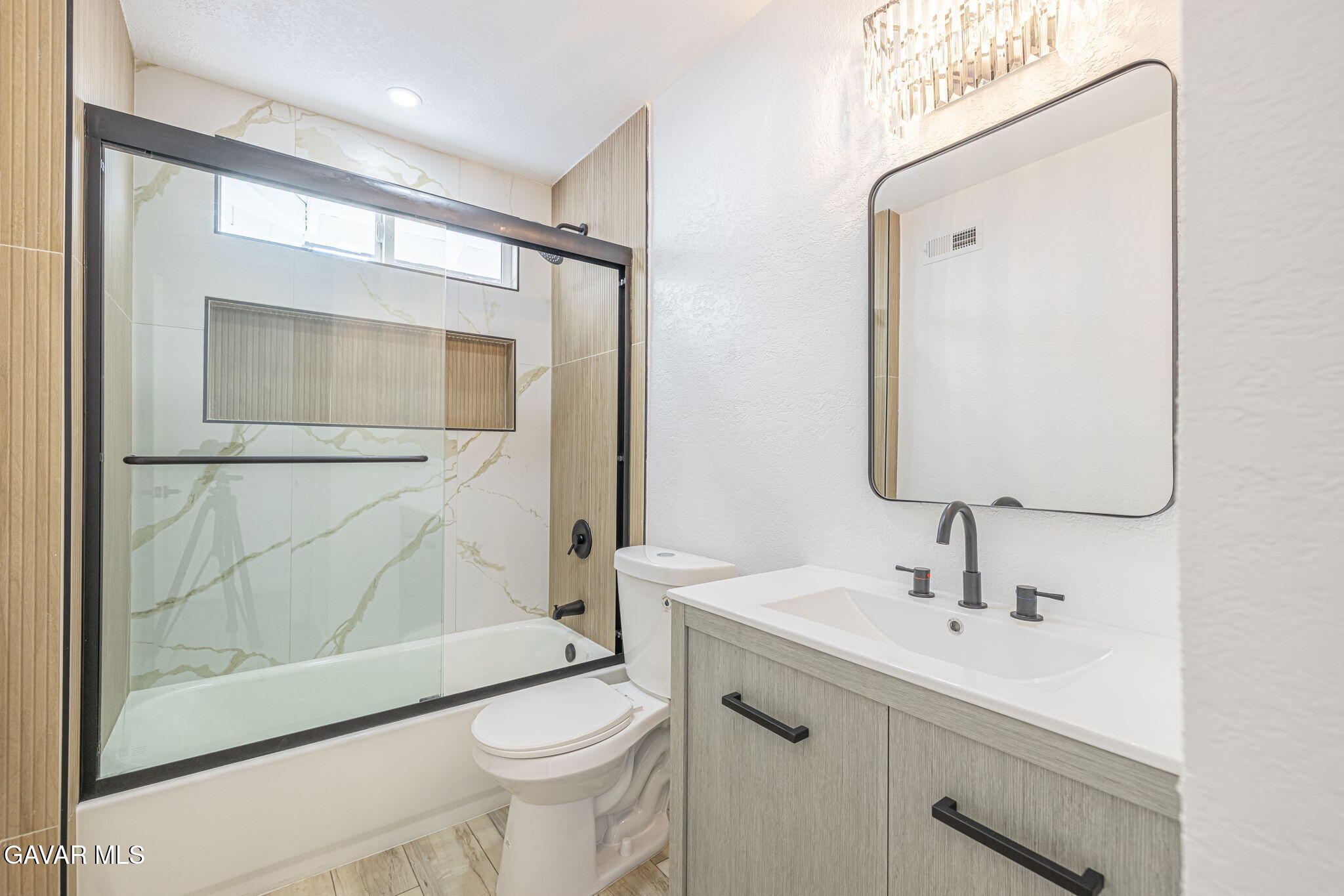 737 W Avenue H 7 Property Photo 16