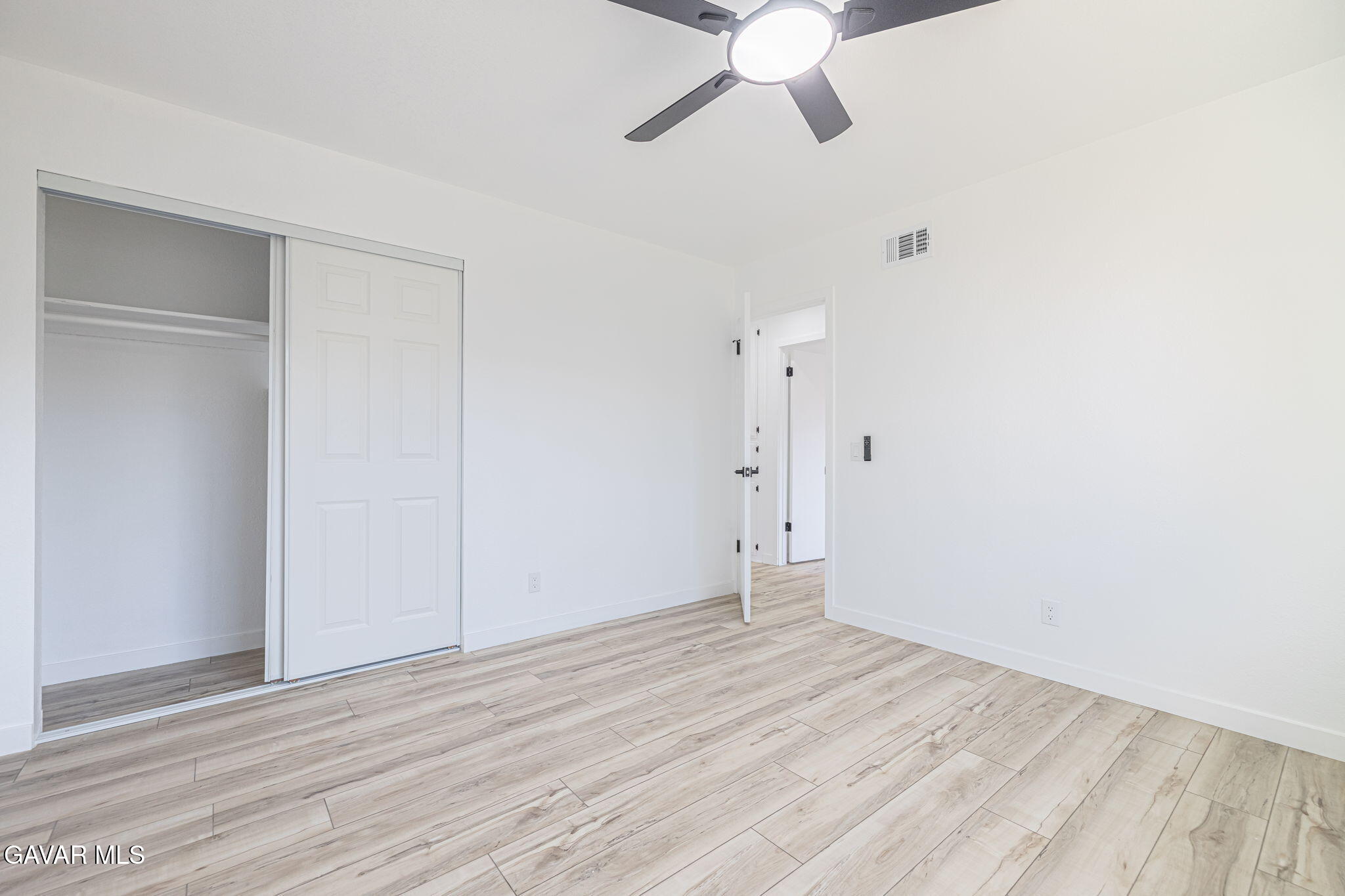 737 W Avenue H 7 Property Photo 22
