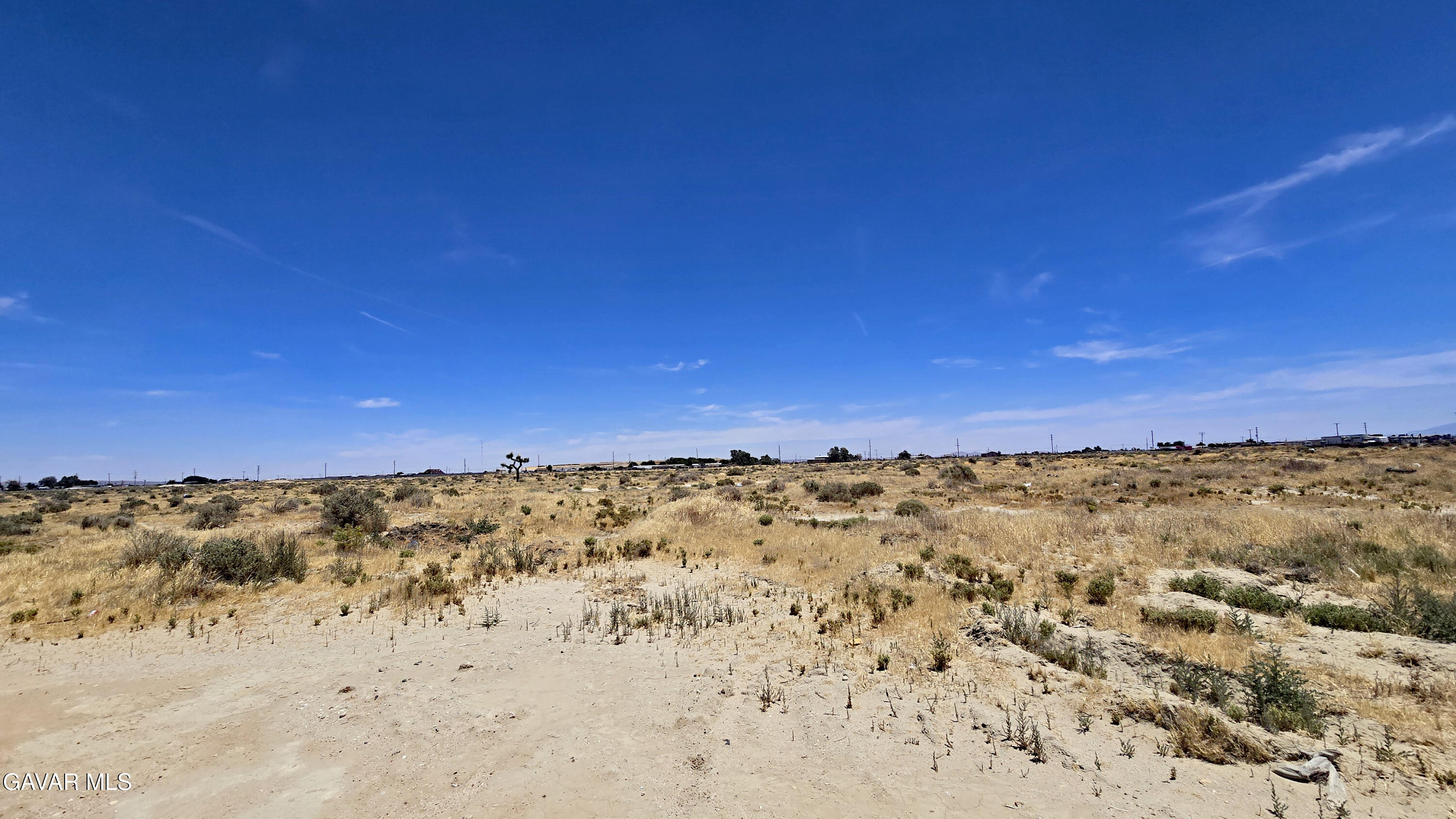 4th St West Vicinity Ave F8 Property Photo 3