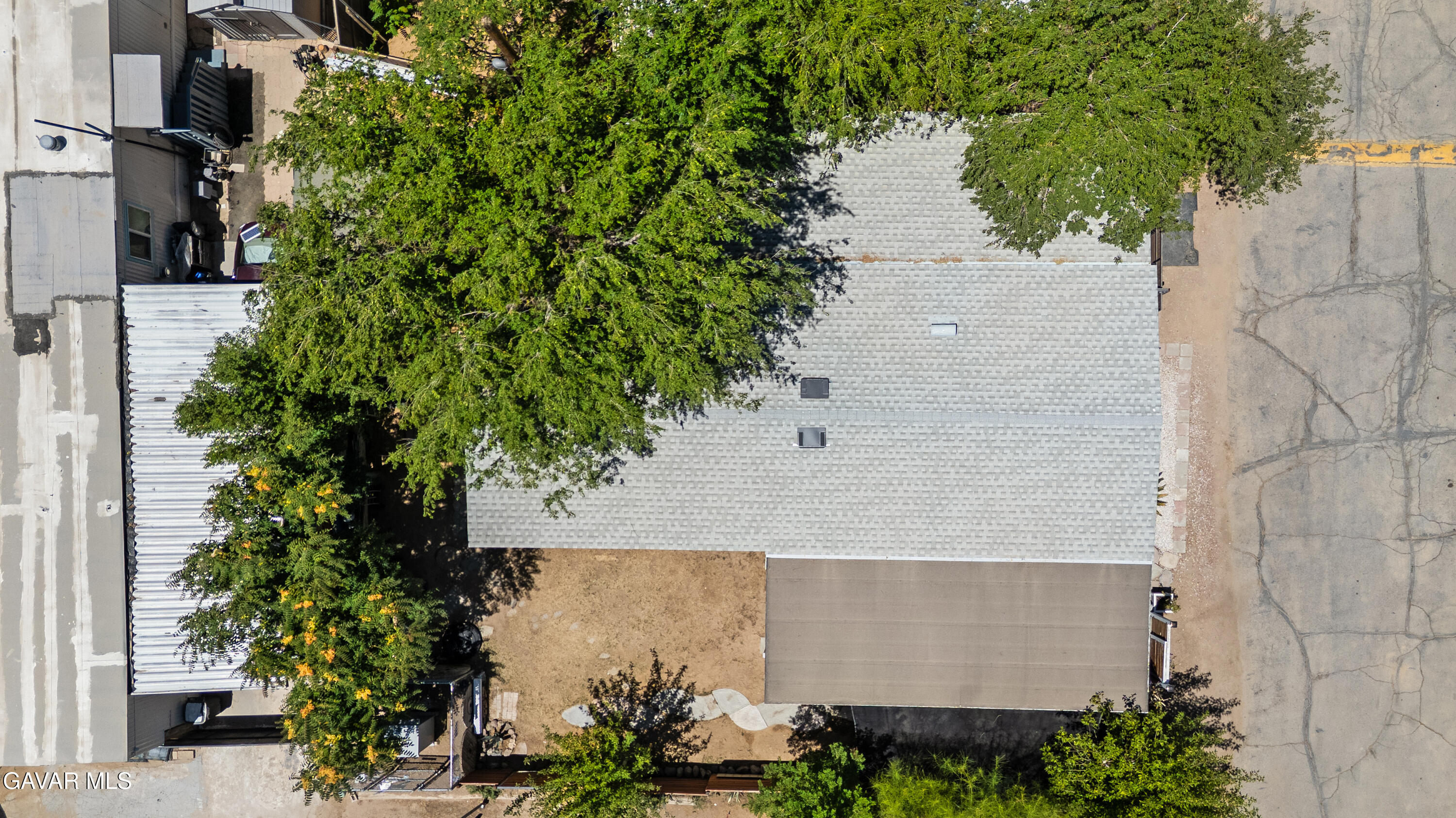 1258 W Rosamond Boulevard, Spc 76 Property Photo 7