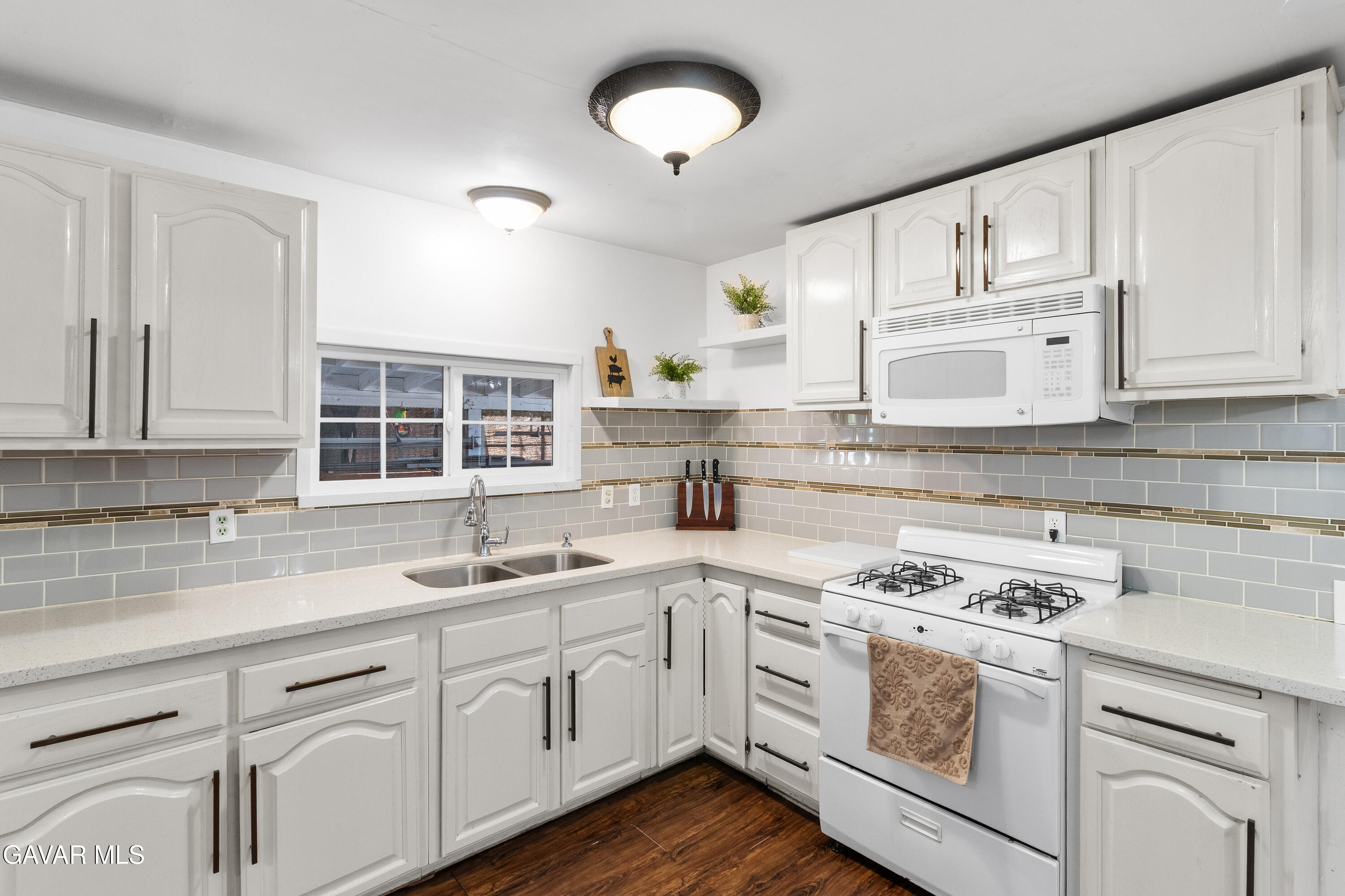 1258 W Rosamond Boulevard, Spc 76 Property Photo 15
