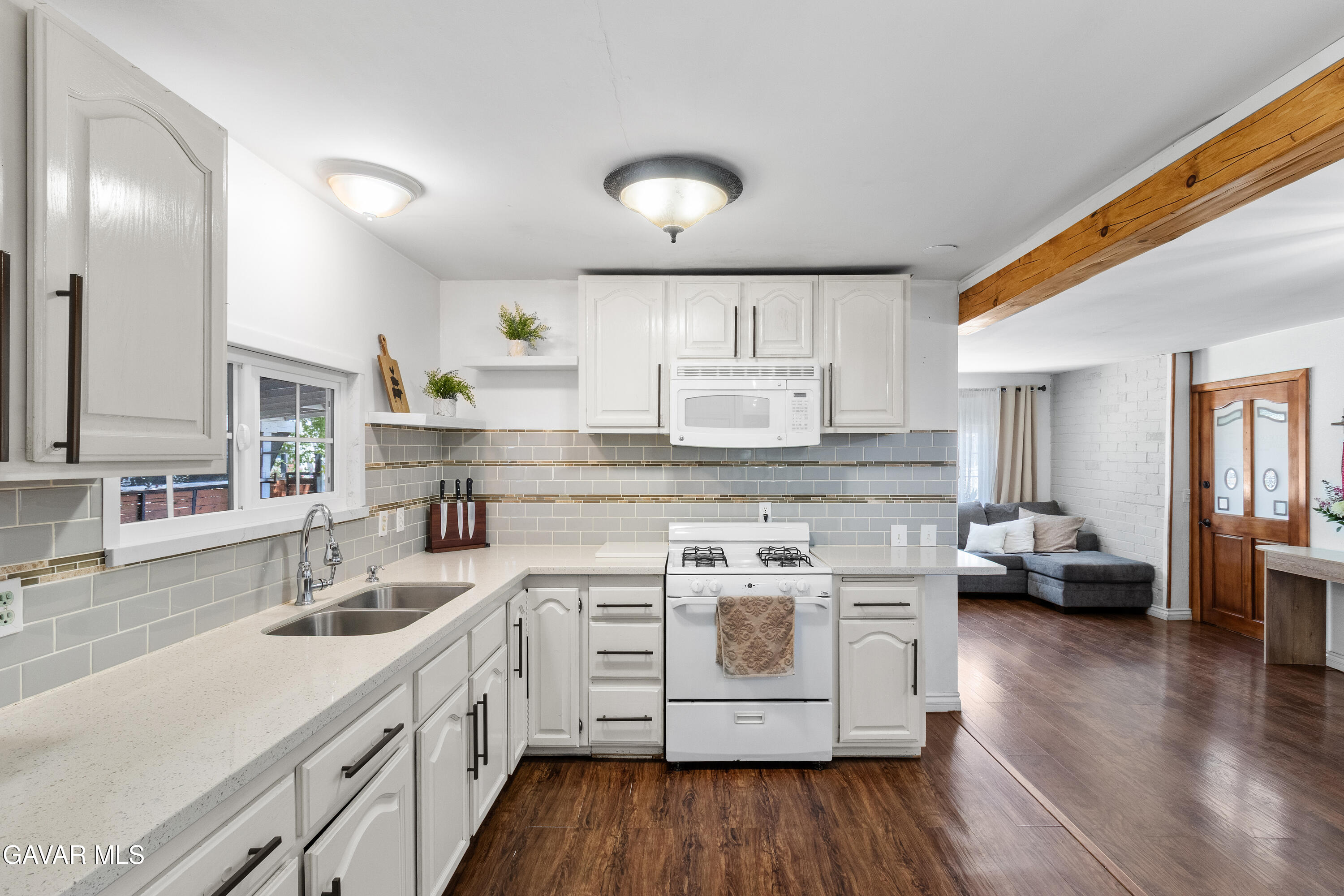 1258 W Rosamond Boulevard, Spc 76 Property Photo 16