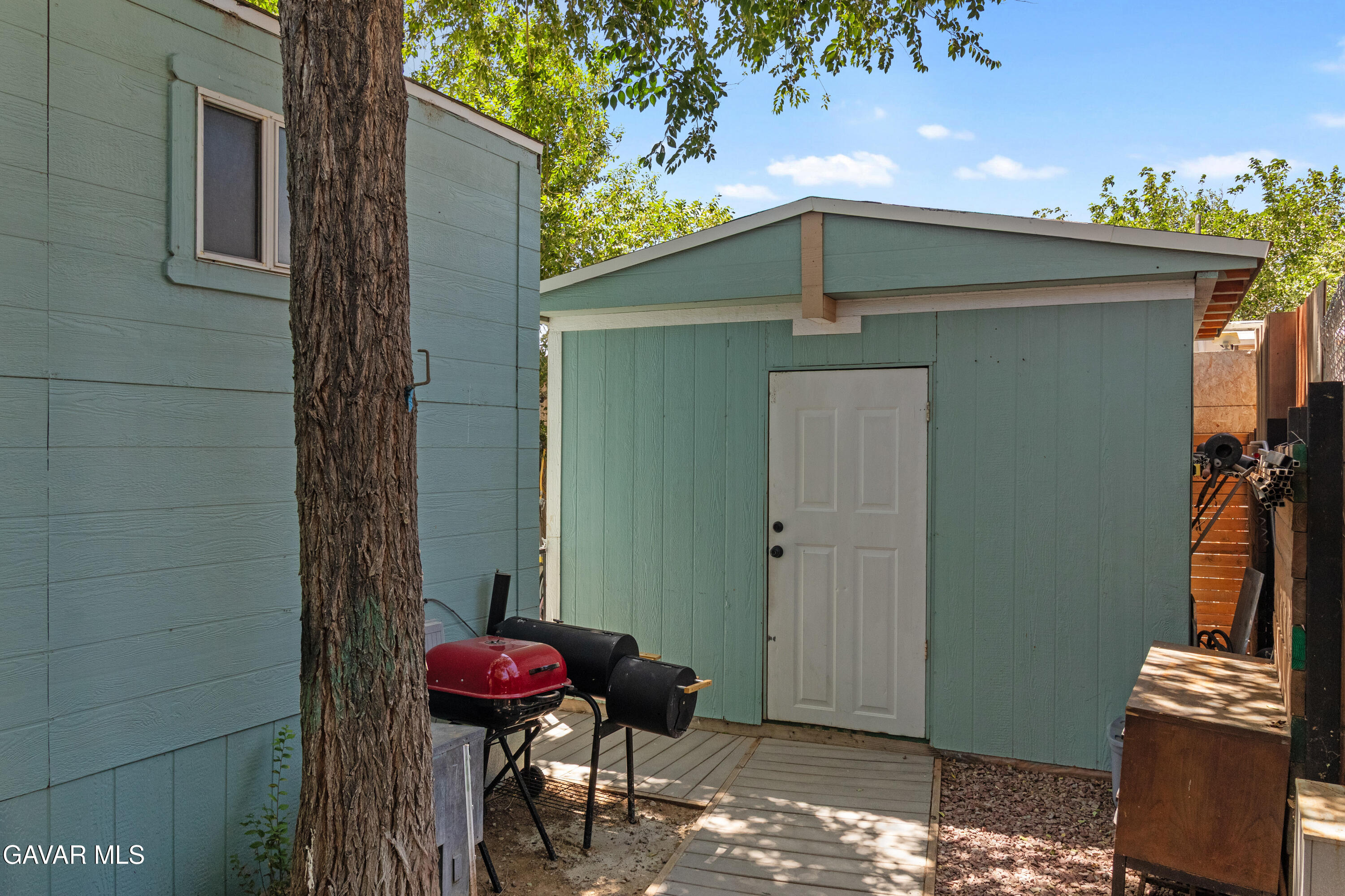 1258 W Rosamond Boulevard, Spc 76 Property Photo 32