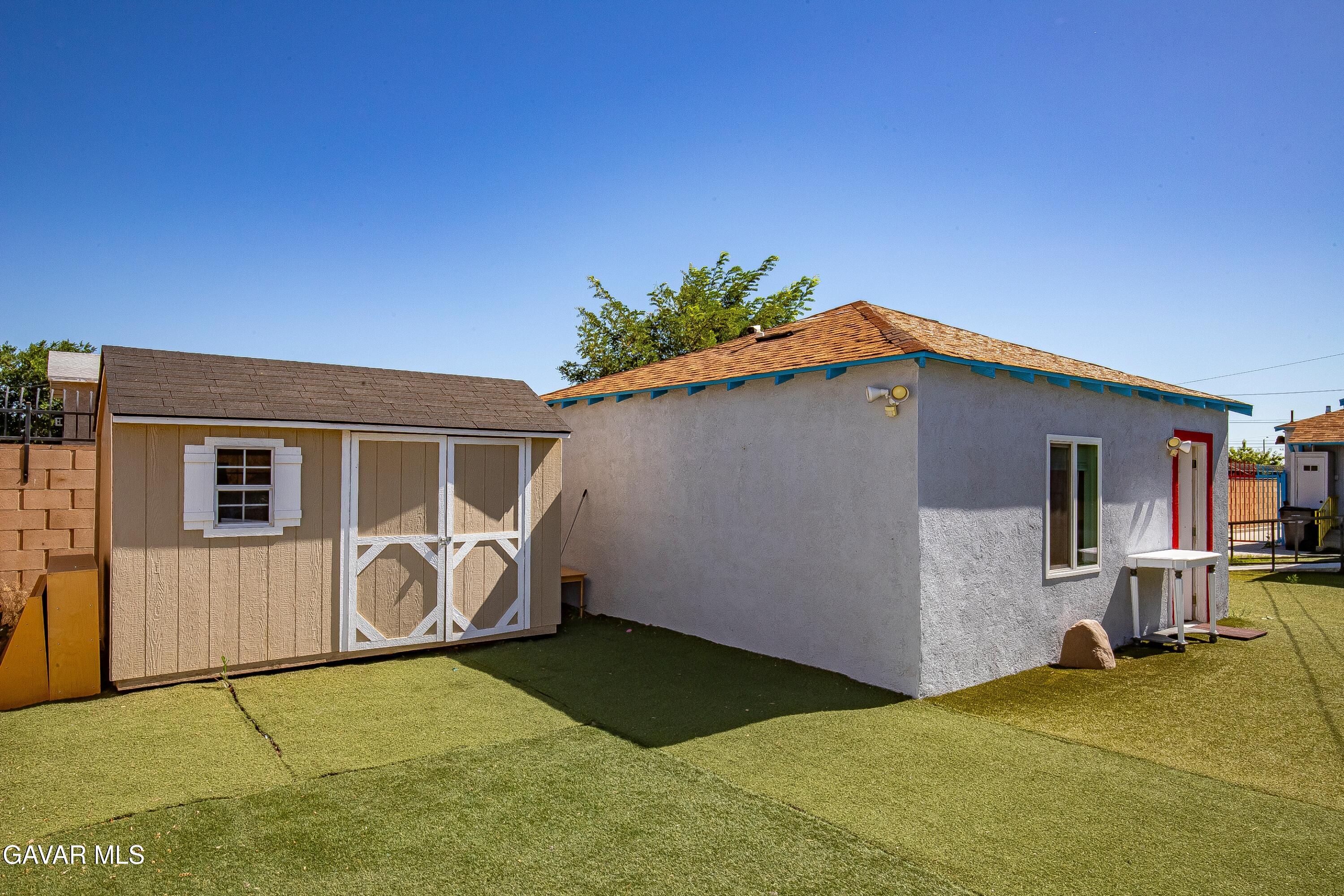 26004483 Property Photo 21