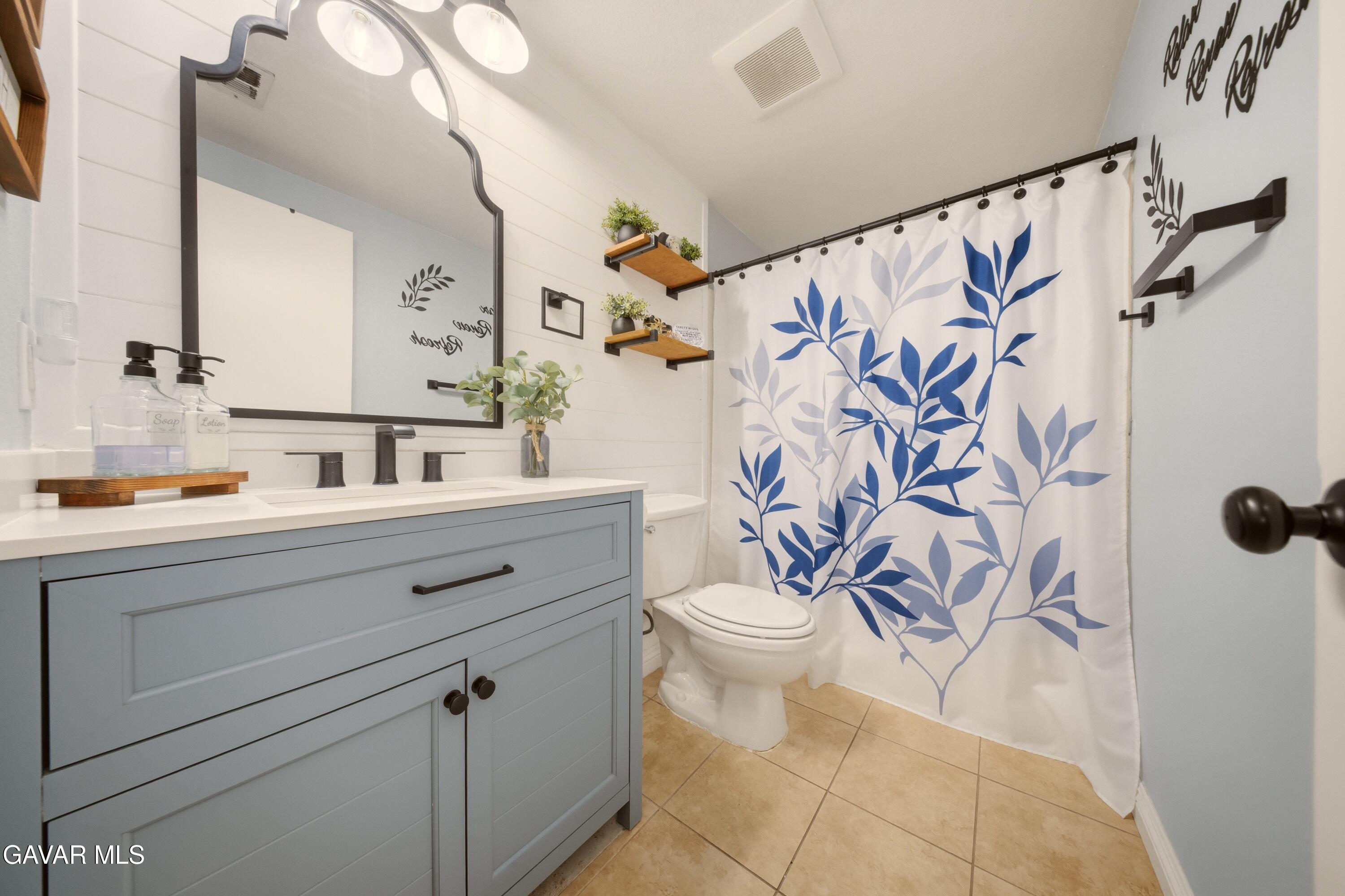 1011 Lightcap Street Property Photo 8