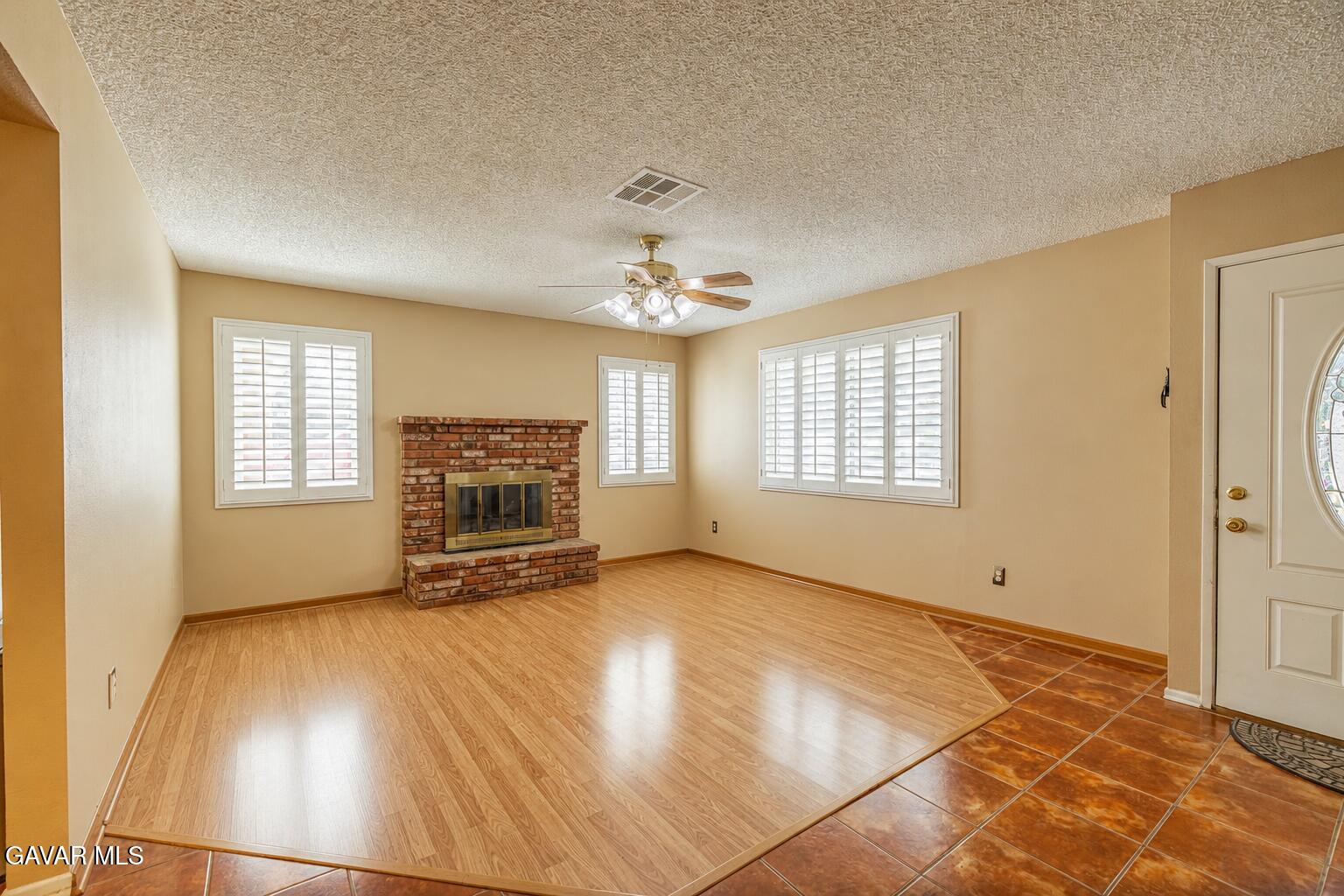 3153 E Avenue H4 Property Photo 5