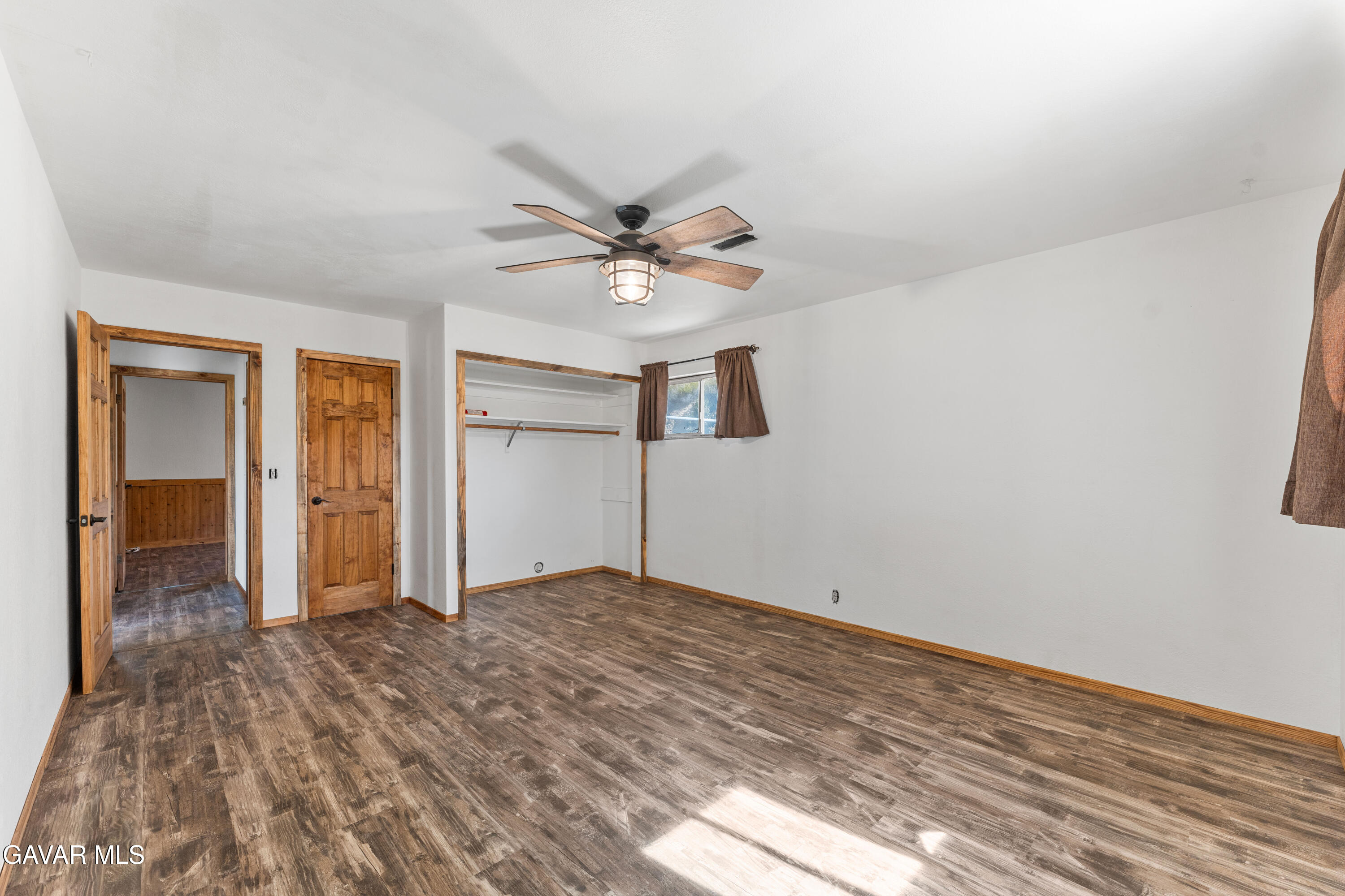 9715 Northside Property Photo 16