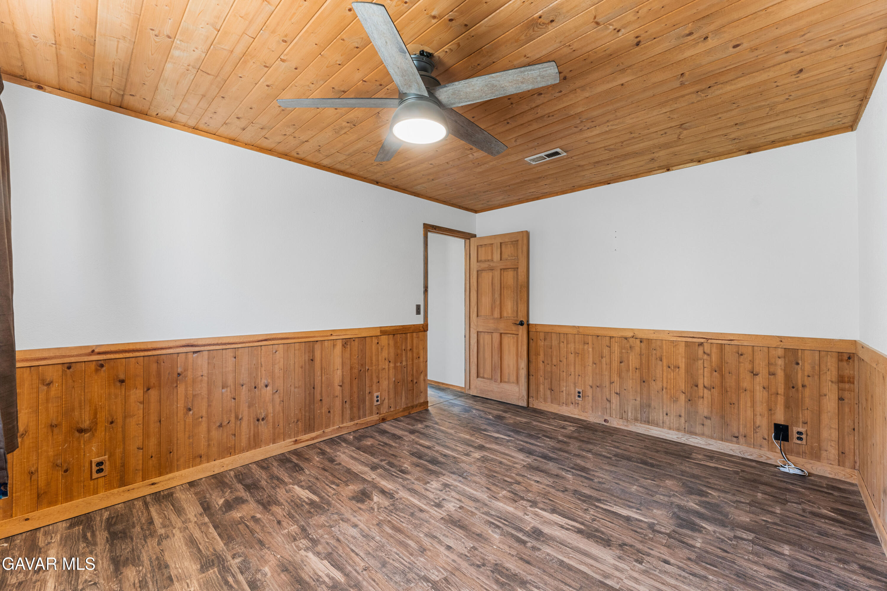 9715 Northside Property Photo 21