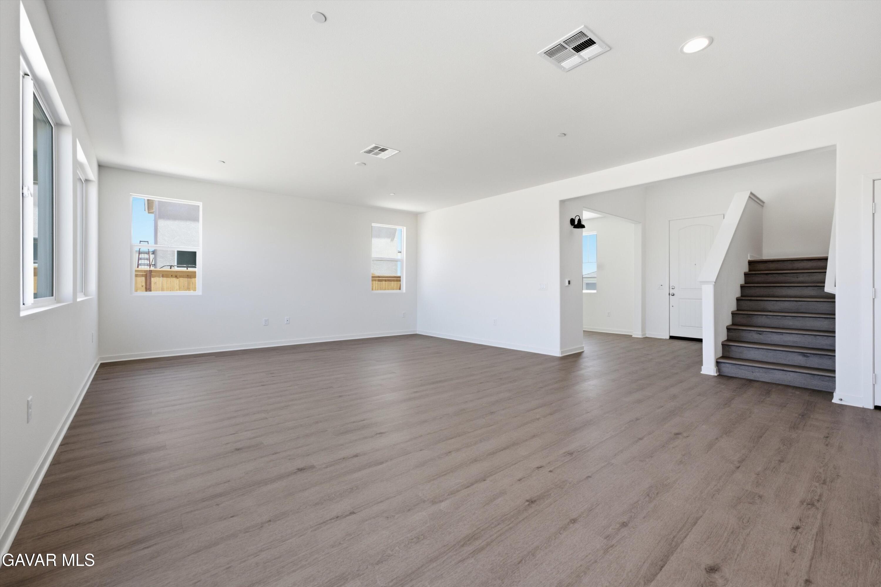 3633 Camino Mia Court Property Photo 8
