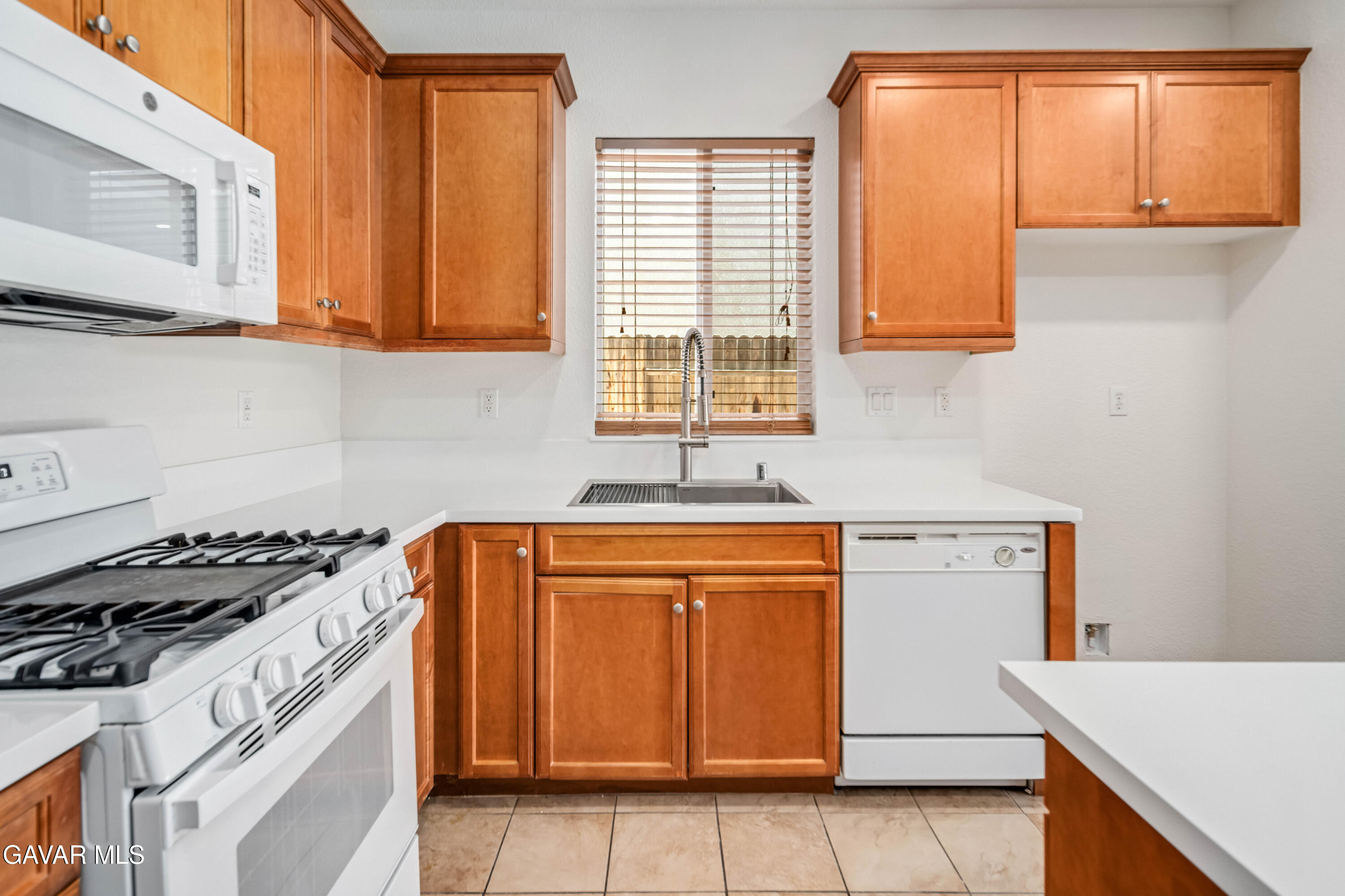 3055 Summer Breeze Avenue Property Photo 14