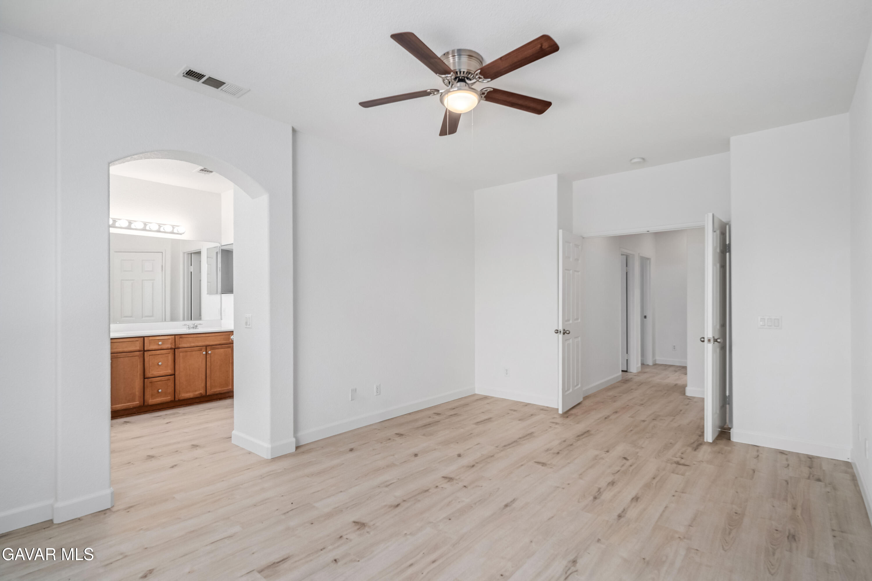 3055 Summer Breeze Avenue Property Photo 19