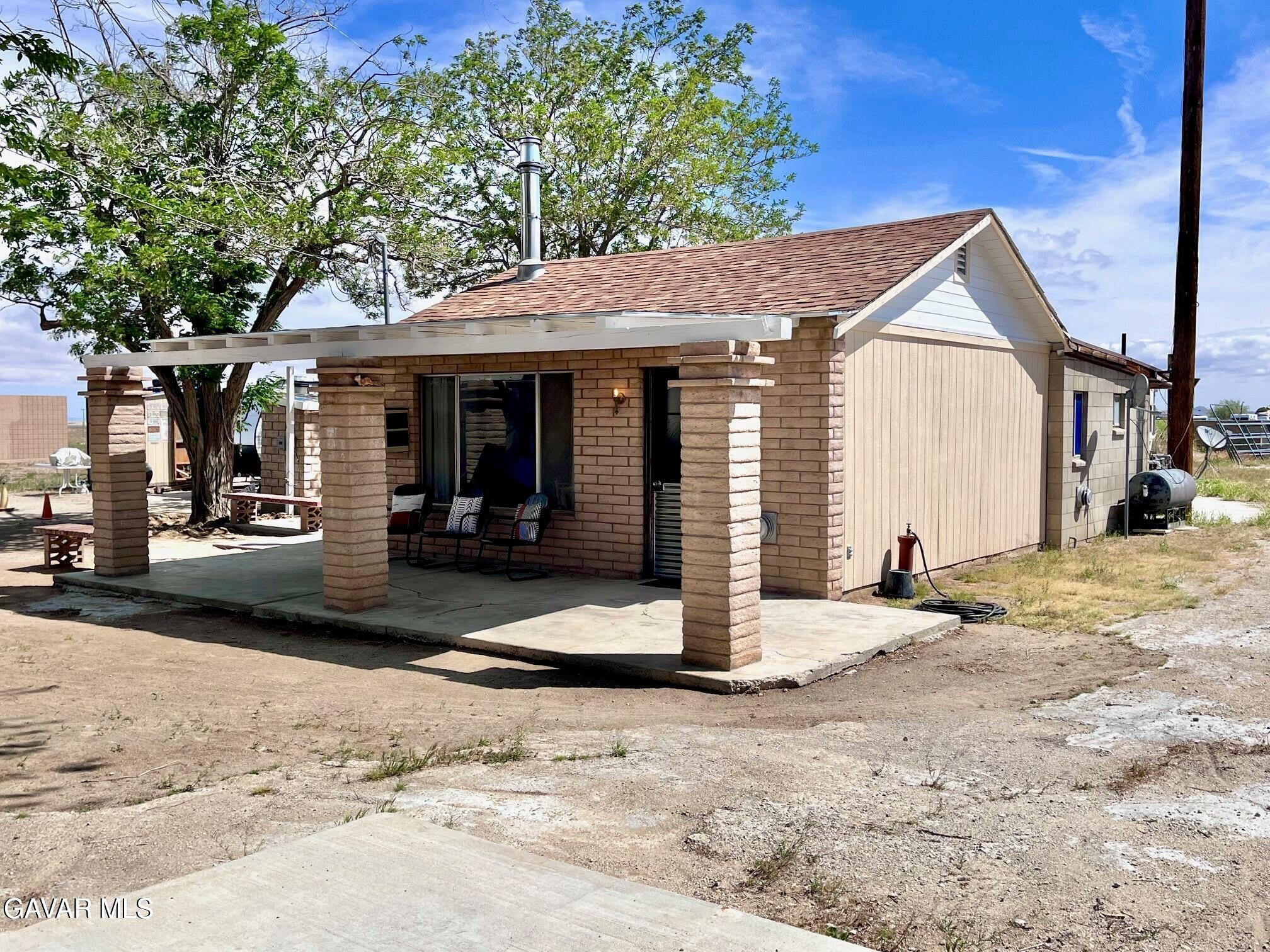 26004539 Property Photo 1