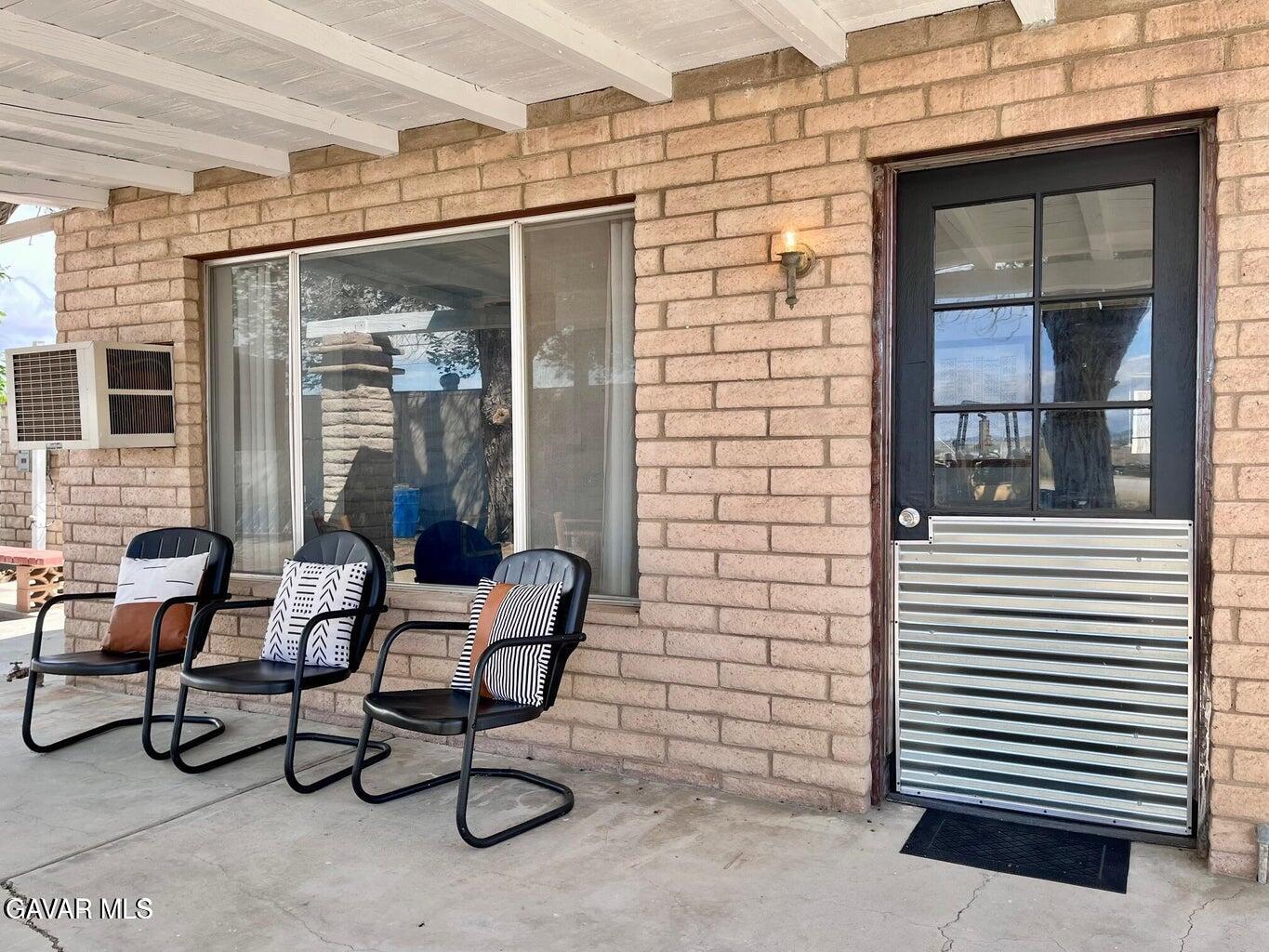 26004539 Property Photo 2