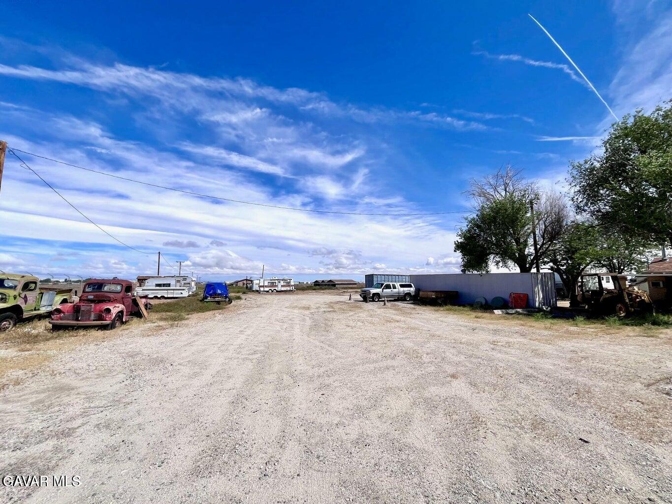 26004539 Property Photo 27