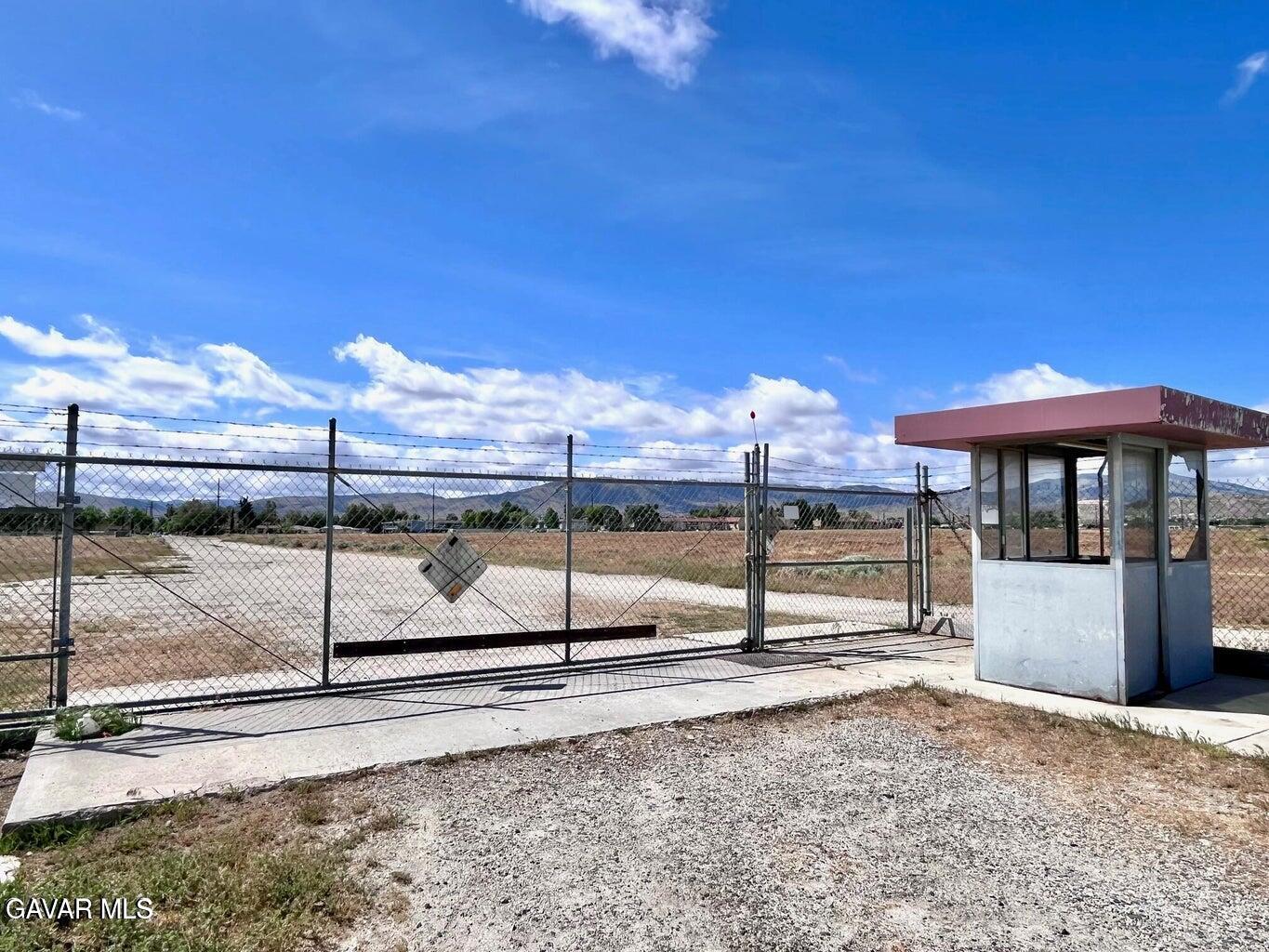 26004539 Property Photo 29