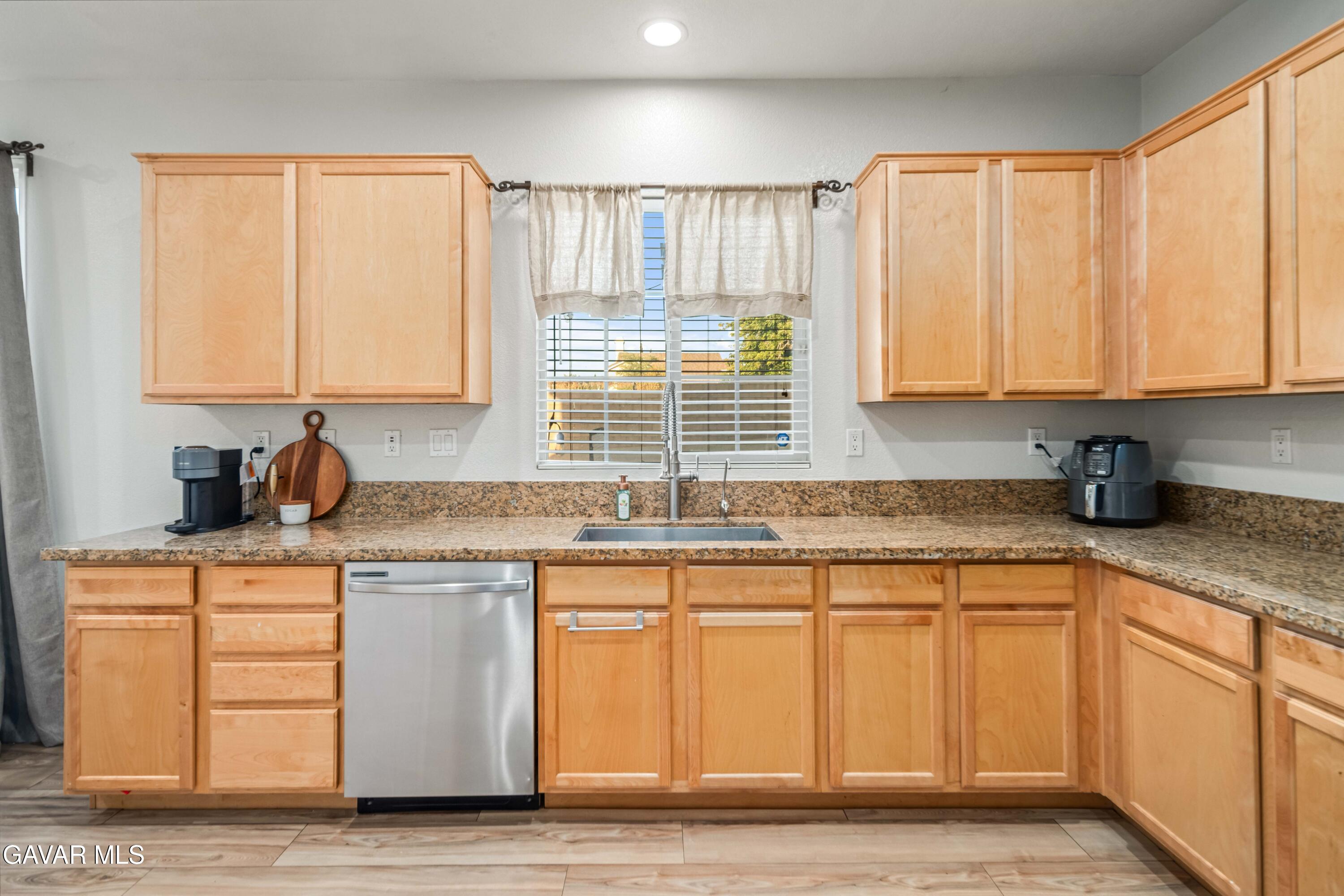 38636 Lynx Way Property Photo 19