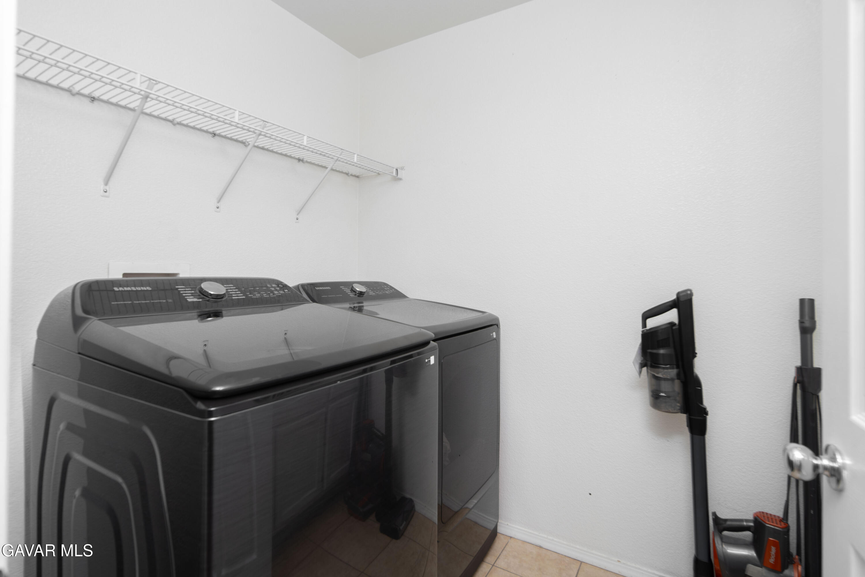 38636 Lynx Way Property Photo 38