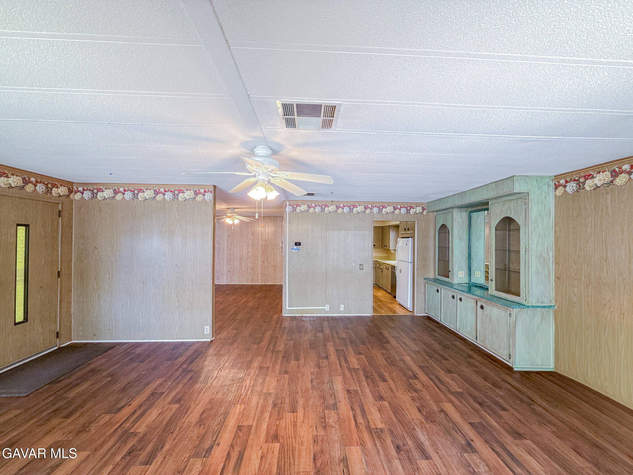 2550 E Avenue I, Spc 40 Property Photo 3