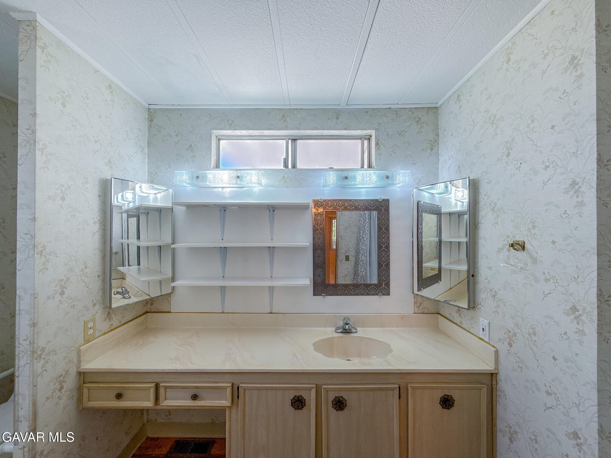 2550 E Avenue I, Spc 40 Property Photo 25